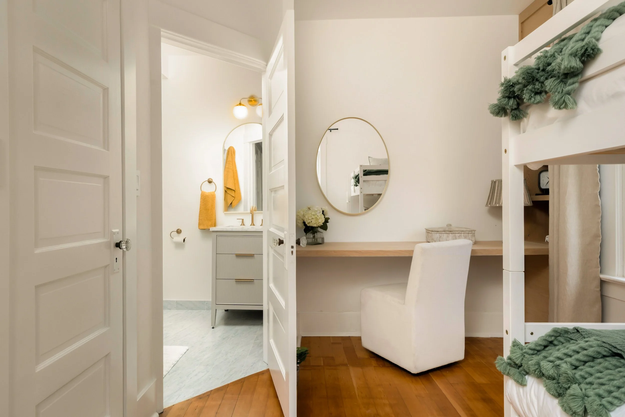 25-A7507870 copy.jpg