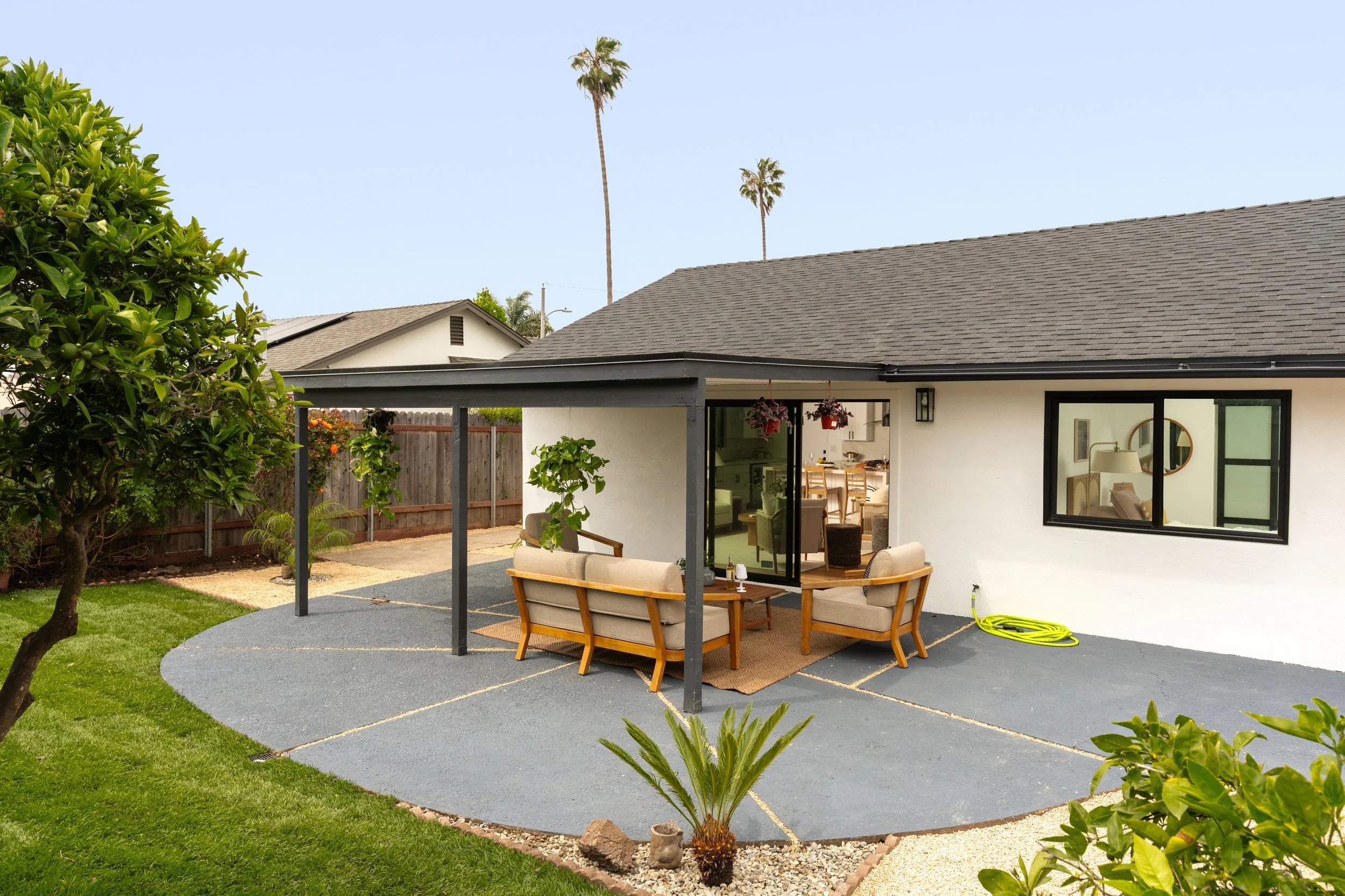 674 Burtis St-16.jpg