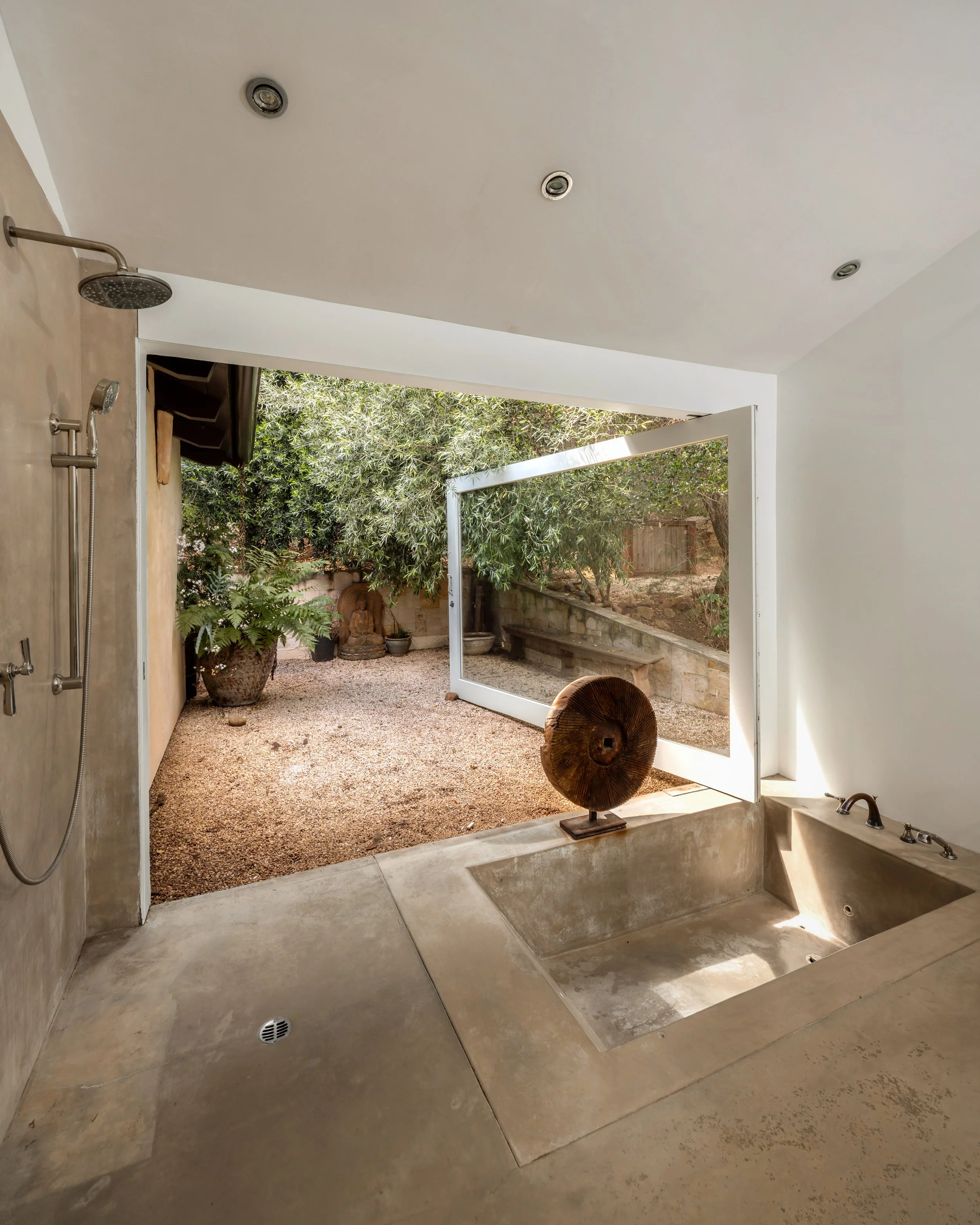 16-647 Old Topanga Canyon Rd - 16.jpg