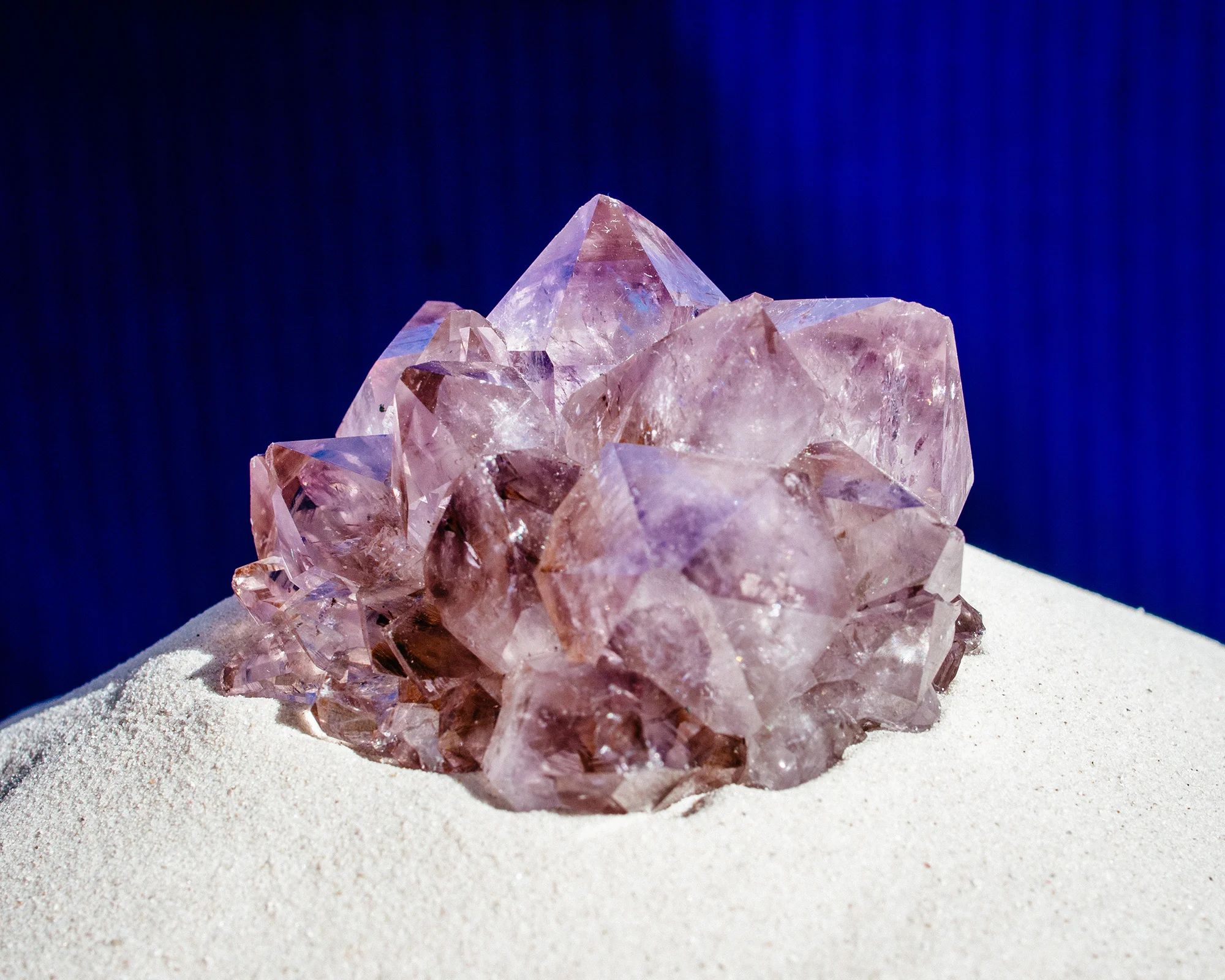 MOCOIA_Cristaux_2_AmethysteDruse_2DAMET2_i3.jpg