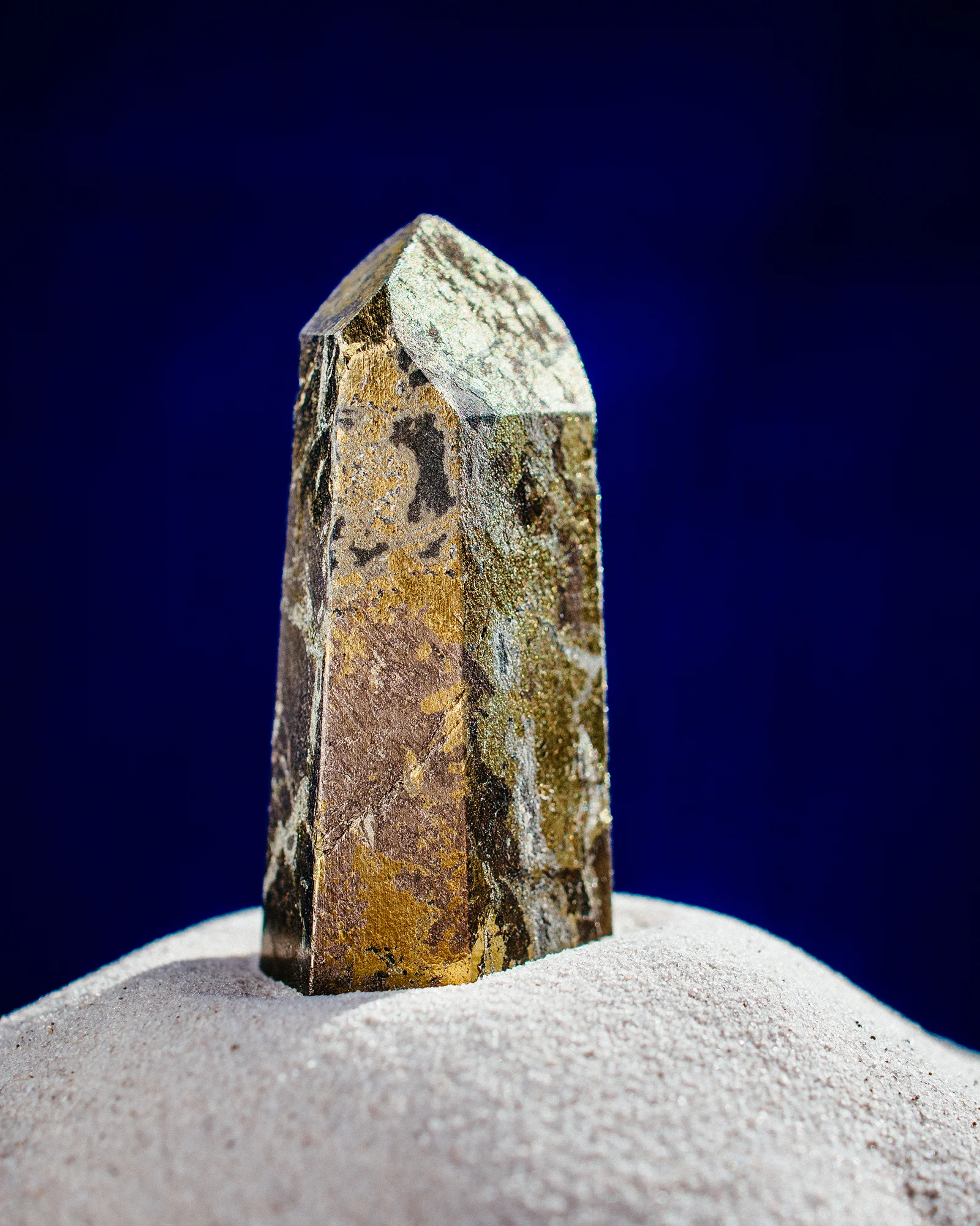 MOCOIA_Cristaux_11_Chalcopyrite_11CALCO_i1.jpg