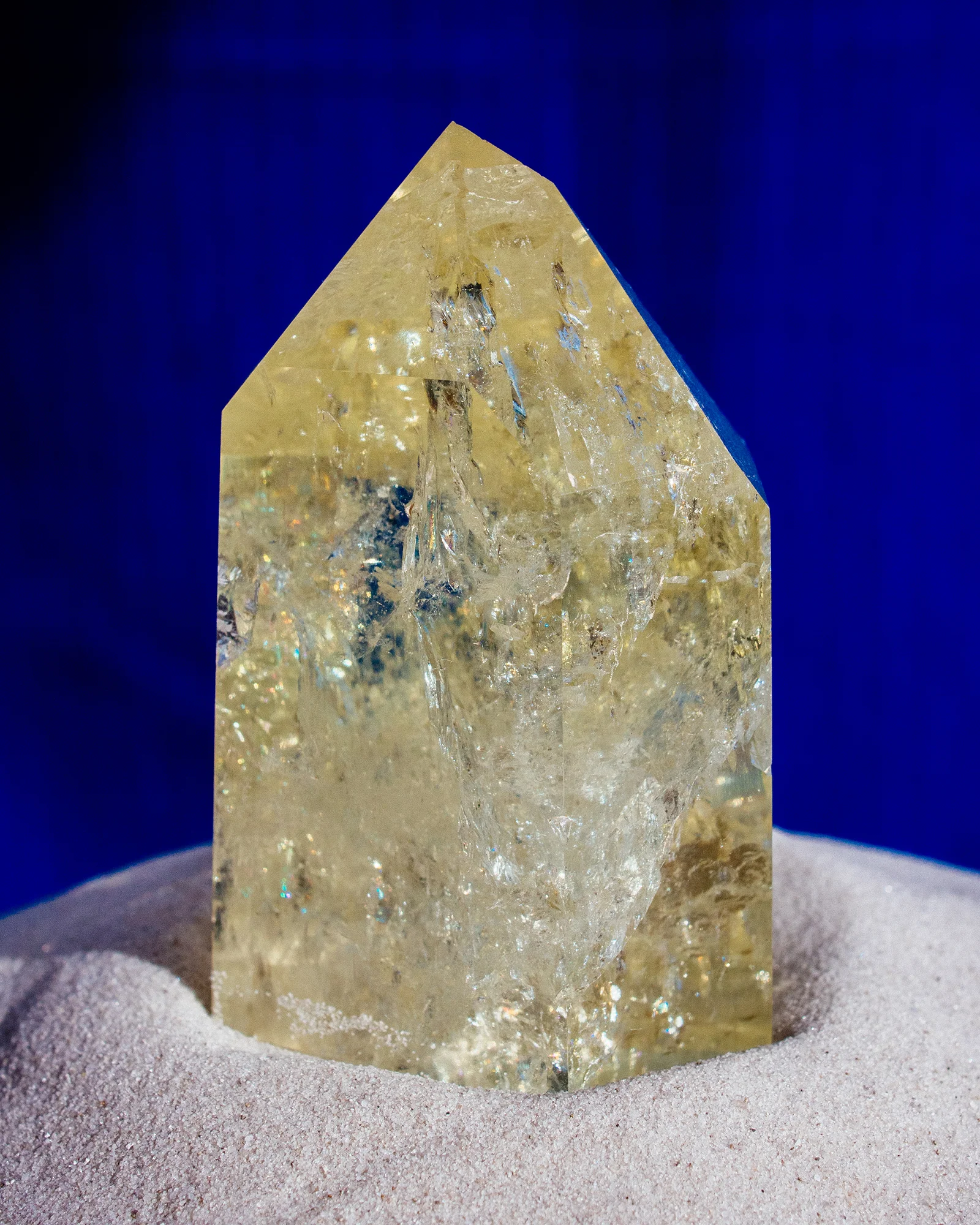 MOCOIA_Cristaux_42_QuartzCitron_42GG1_i2.jpg