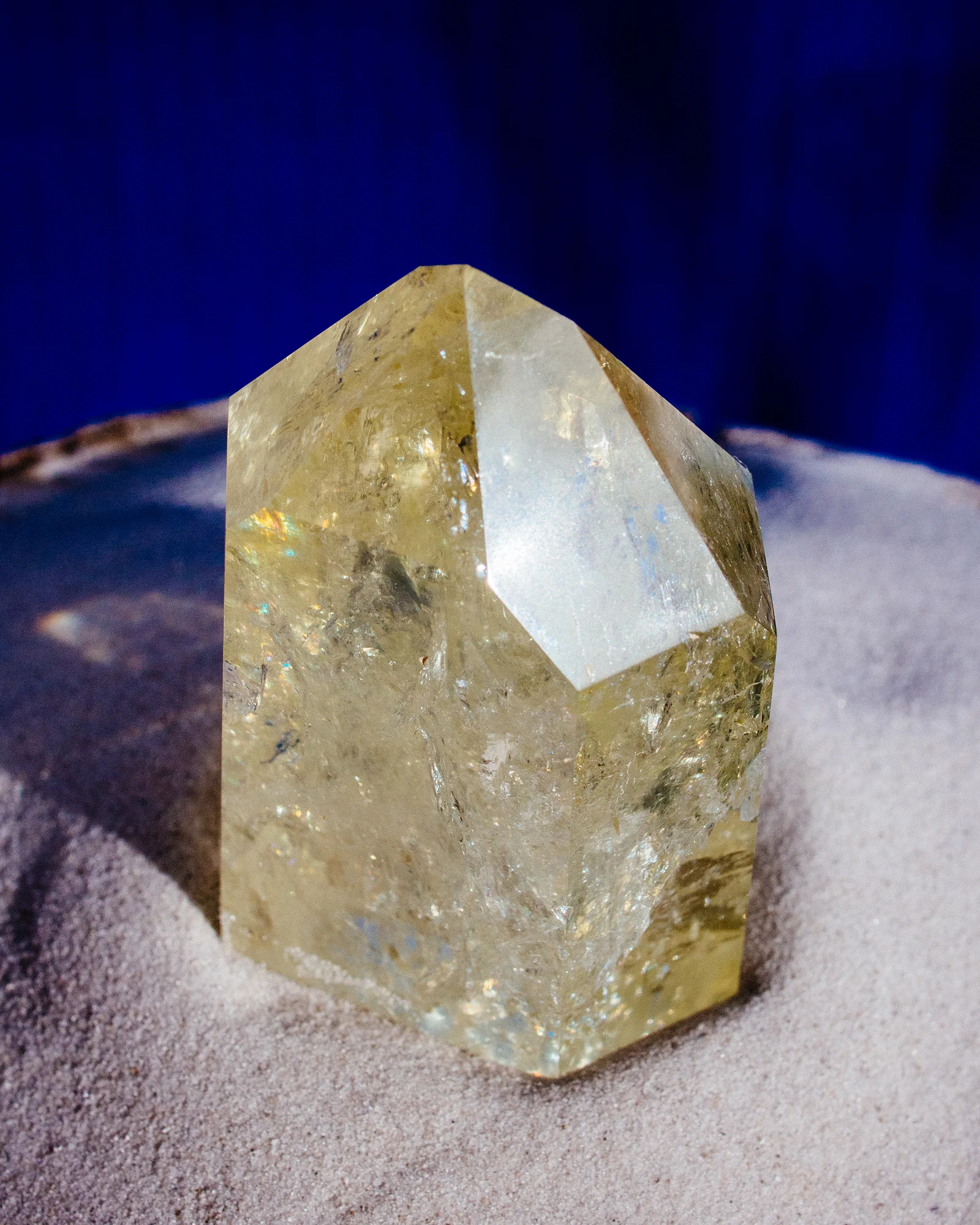 MOCOIA_Cristaux_42_QuartzCitron_42GG1_i3.jpg