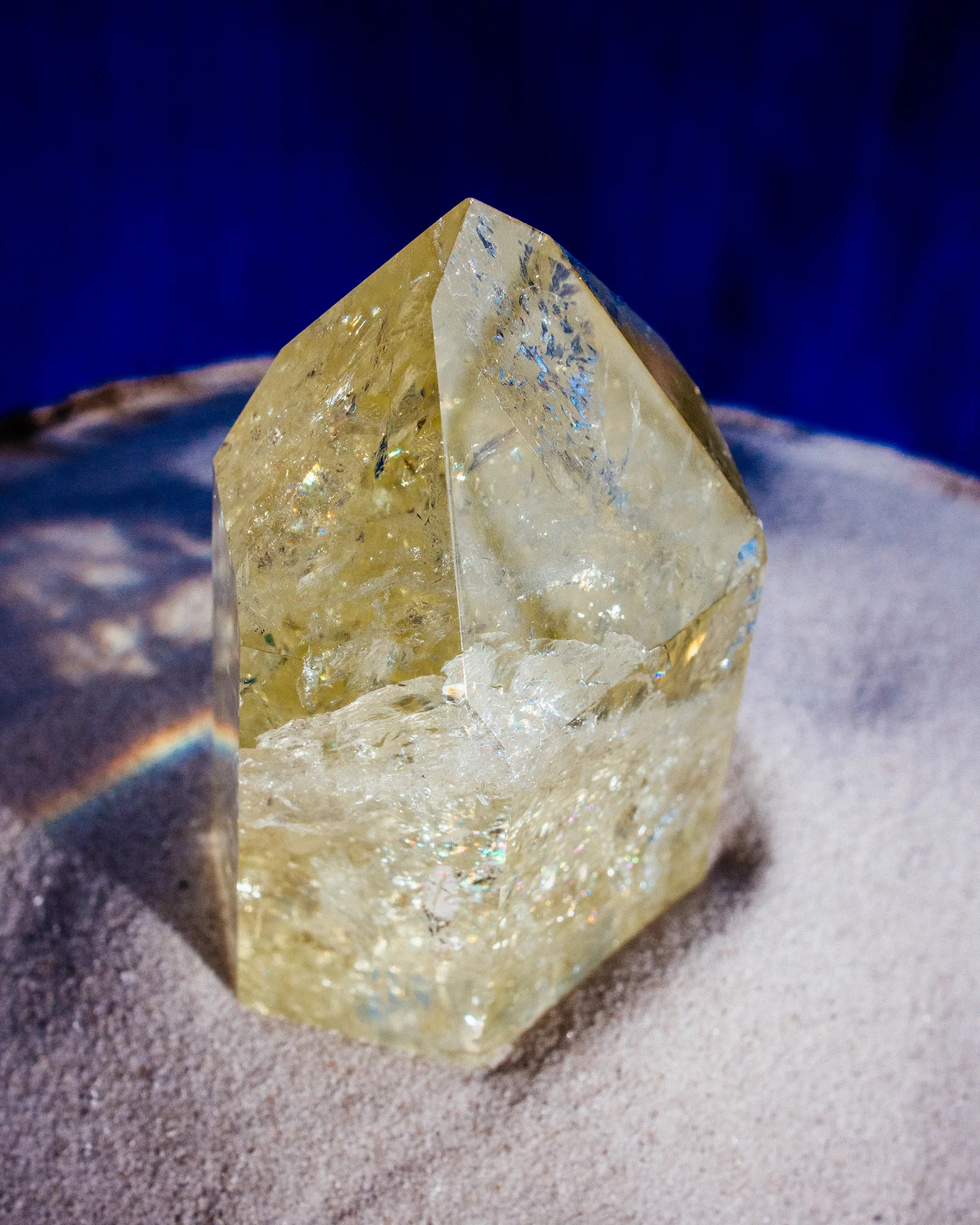 MOCOIA_Cristaux_42_QuartzCitron_42GG1_i4.jpg