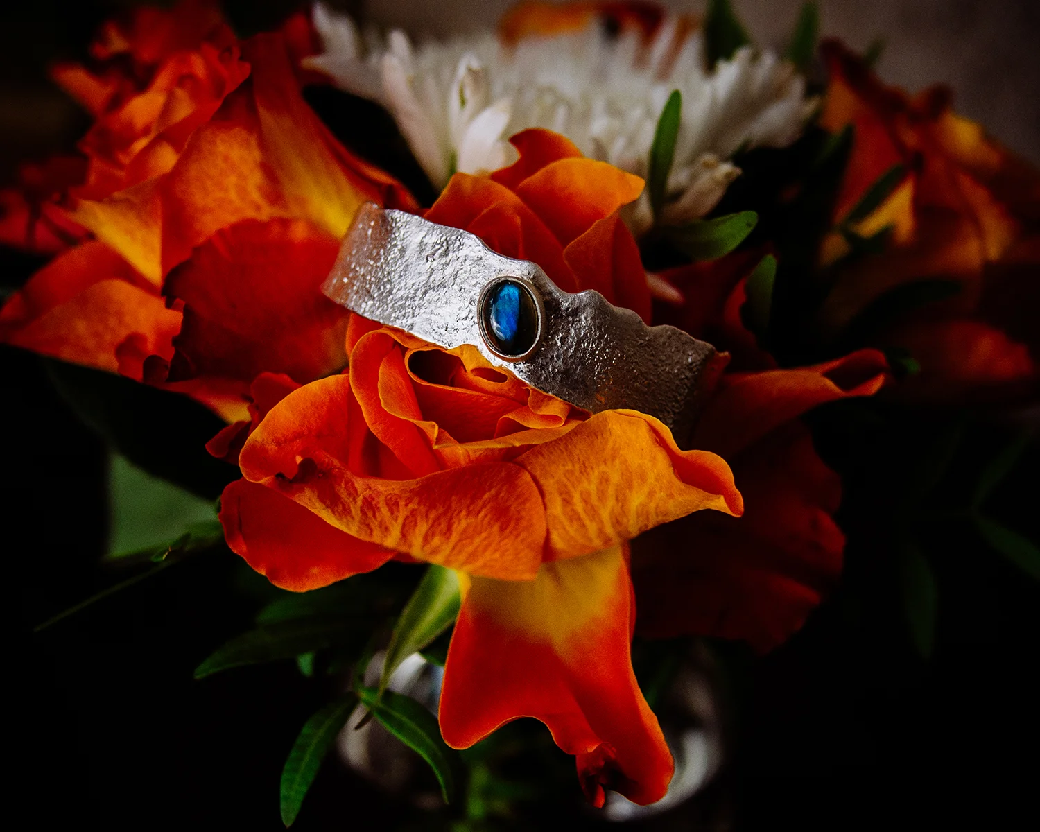 MOCOIA_bracelet_labradorite_2_small.jpg