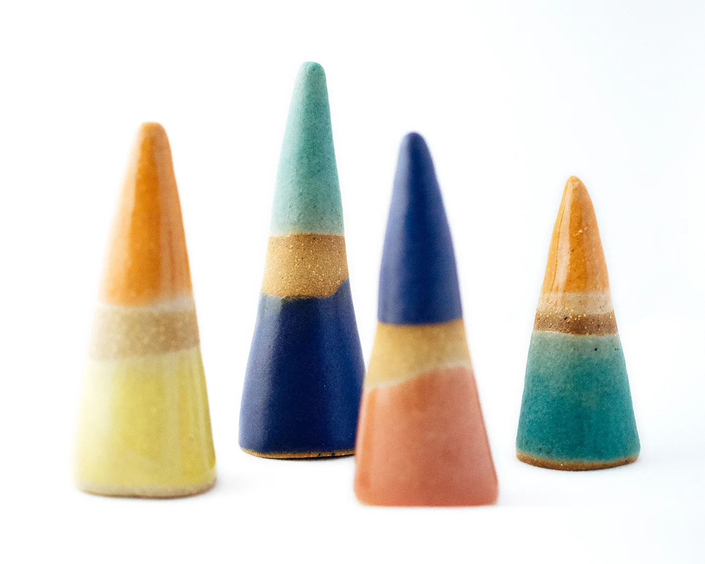 MOCOIA_CERAMICS_CONE_BAGUE_groupe_100dpi_1.jpg