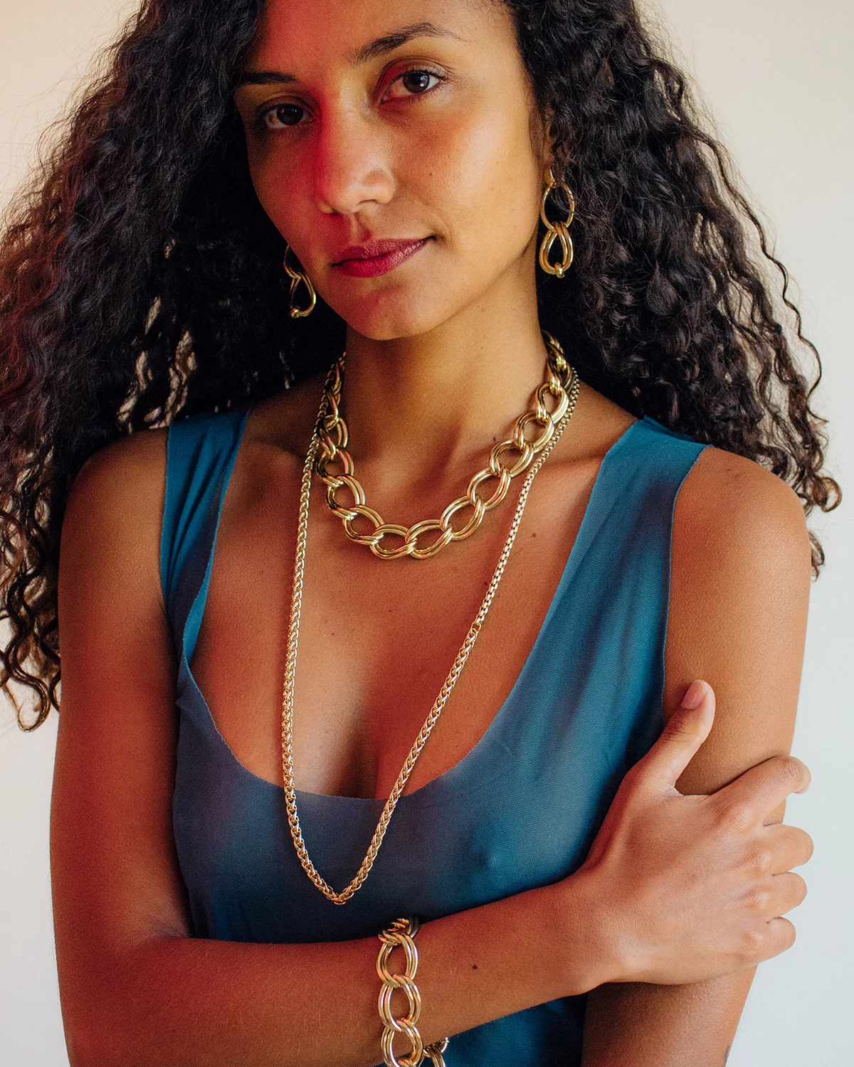 MOCOIA_2019_Petillante_Earrings_Queen_2_small.jpg