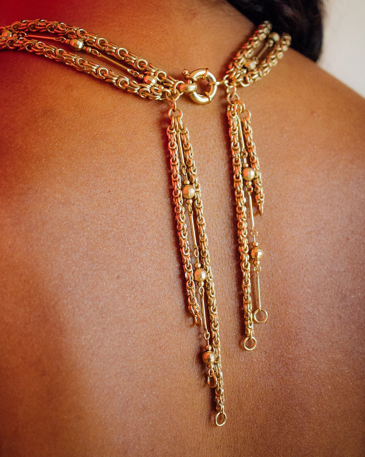 MOCOIA_2019_Petillante_Collier_3Rangs_n1_8_small.jpg