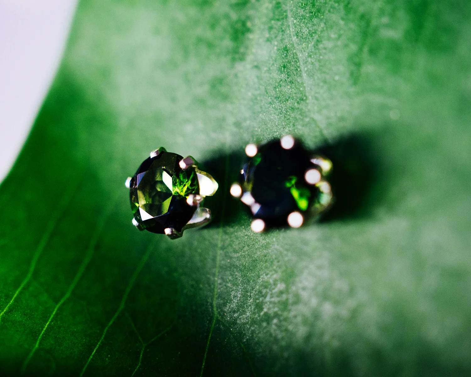 MOCOIA_2019_Meteores_Studs_EtoileVerdelite_4_small.jpg