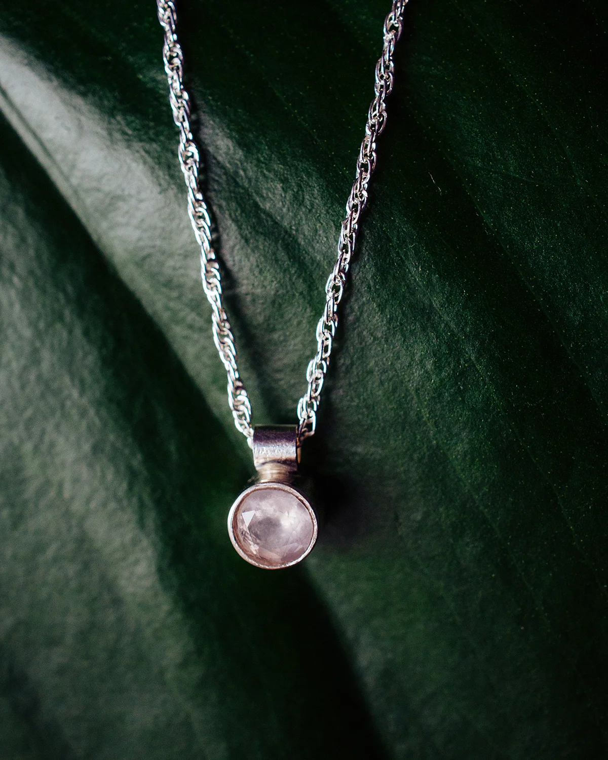 MOCOIA_2019_Meteores_Collier_Coracaozinho_5_small.jpg
