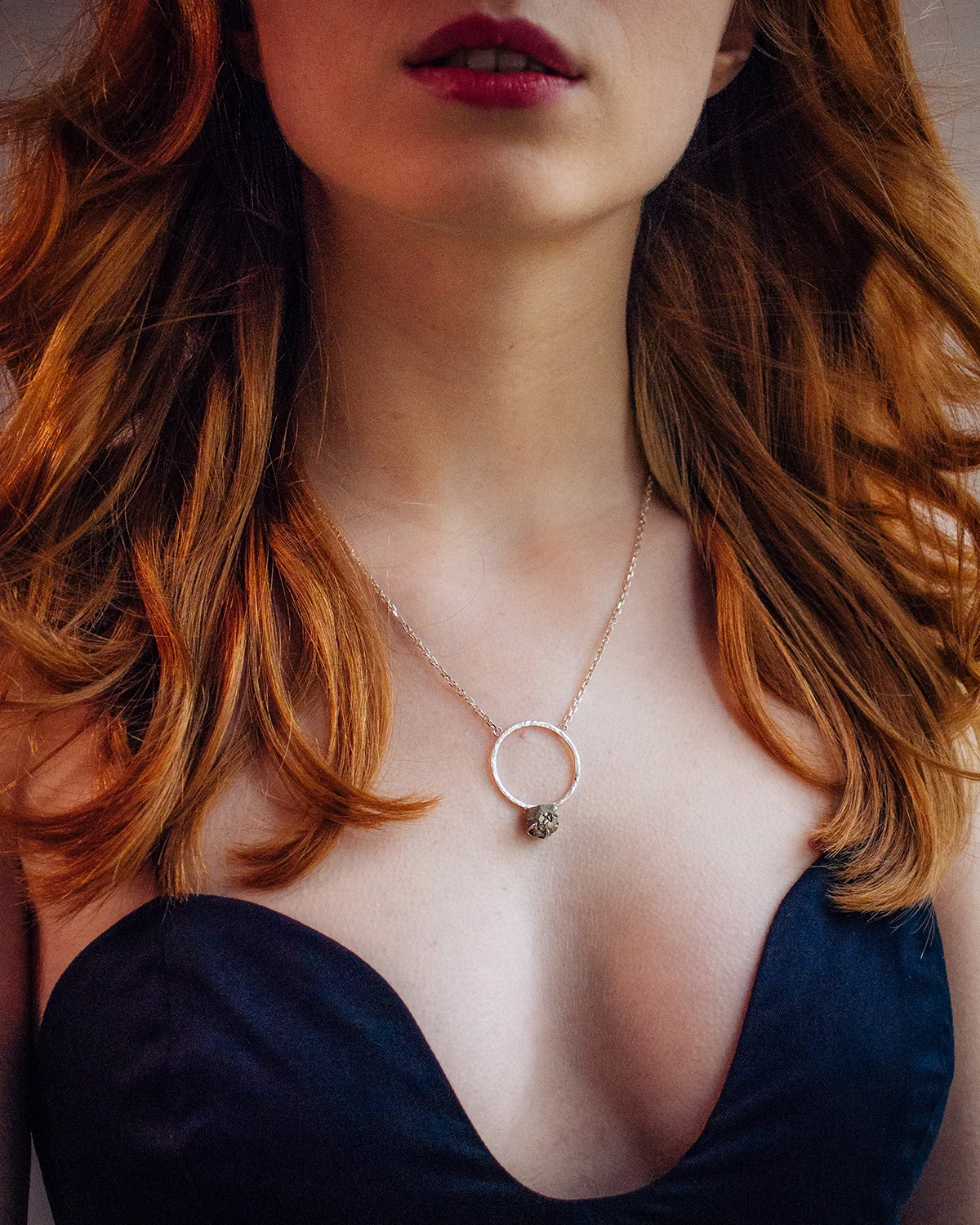 MOCOIA_2019_Meteores_Collier_GeoPyros_Rond_3_small.jpg