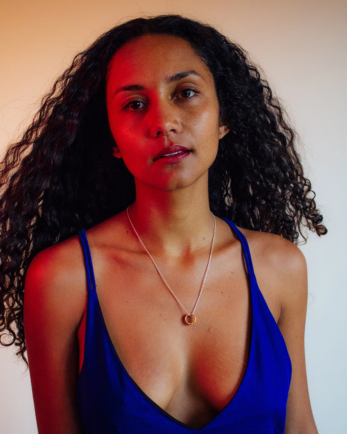MOCOIA_2019_NudeAndBold_Pendentif_SacredBraid_4_small.jpg