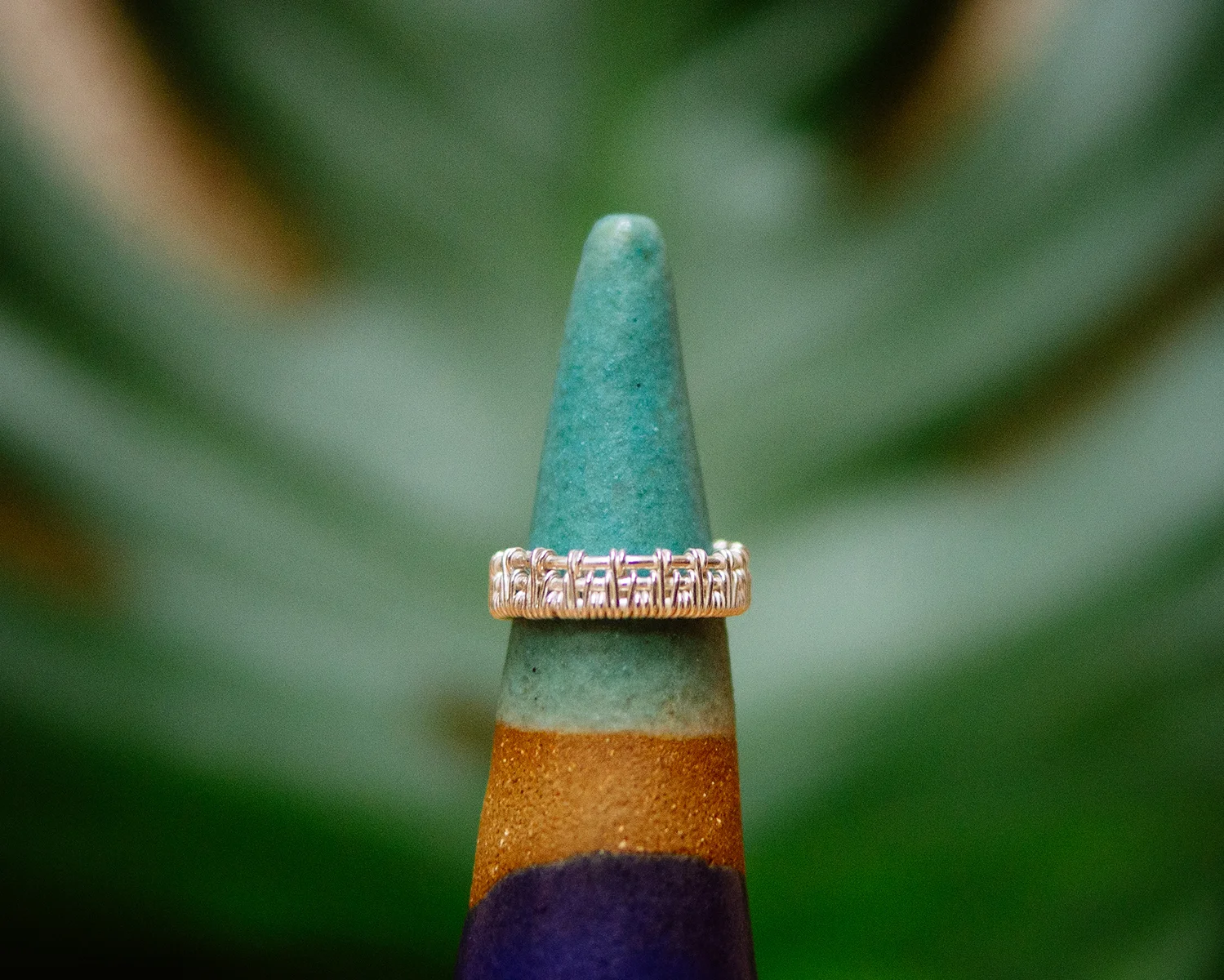 MOCOIA_2019_NudeAndBold_Bague_SacredBraid_Argent_2_small.jpg