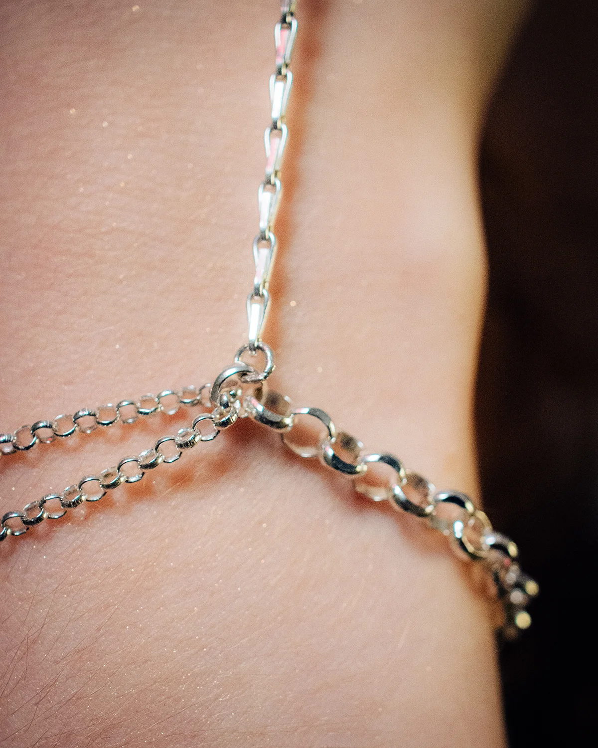 MOCOIA_2019_NudeAndBold_Handlace_ParUnFil_9_small.jpg