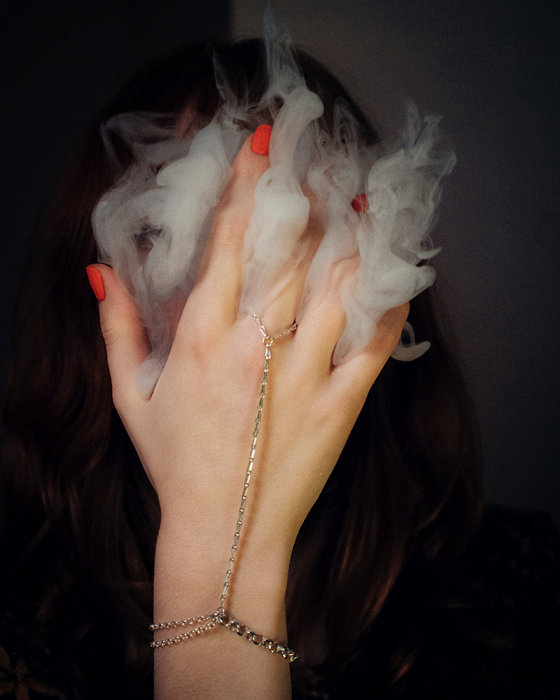 MOCOIA_2019_NudeAndBold_Handlace_ParUnFil.gif