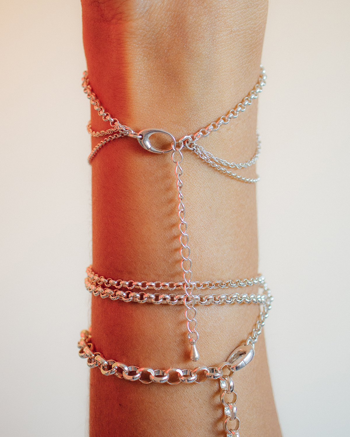 MOCOIA_2019_Meteores_Handlace_FuegoDePiel_CollierBracelet_Valiente_7_small.jpg