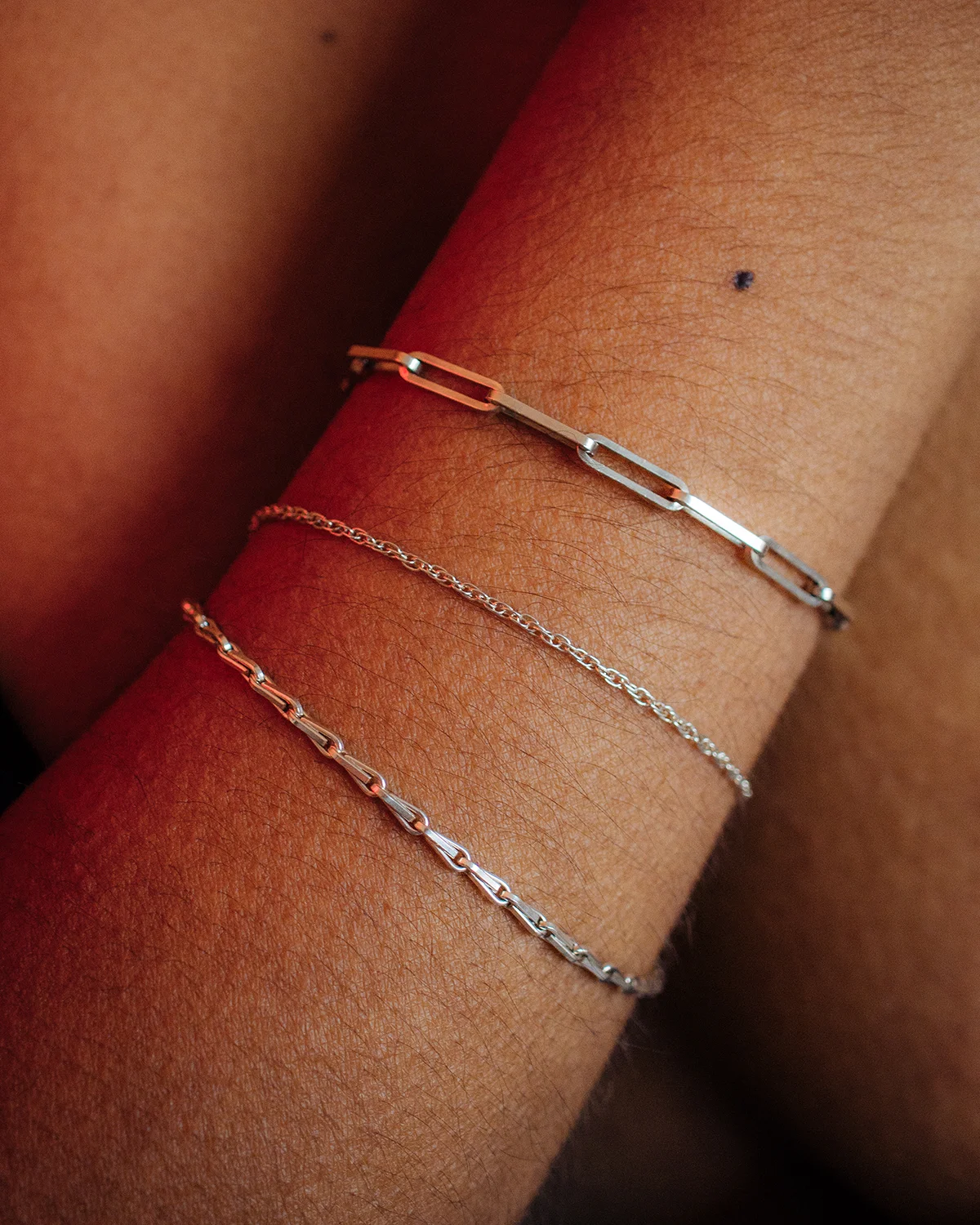 MOCOIA_2019_NudeAndBold_Bracelet_ADeuxEtRectangleDOr_1_small.jpg