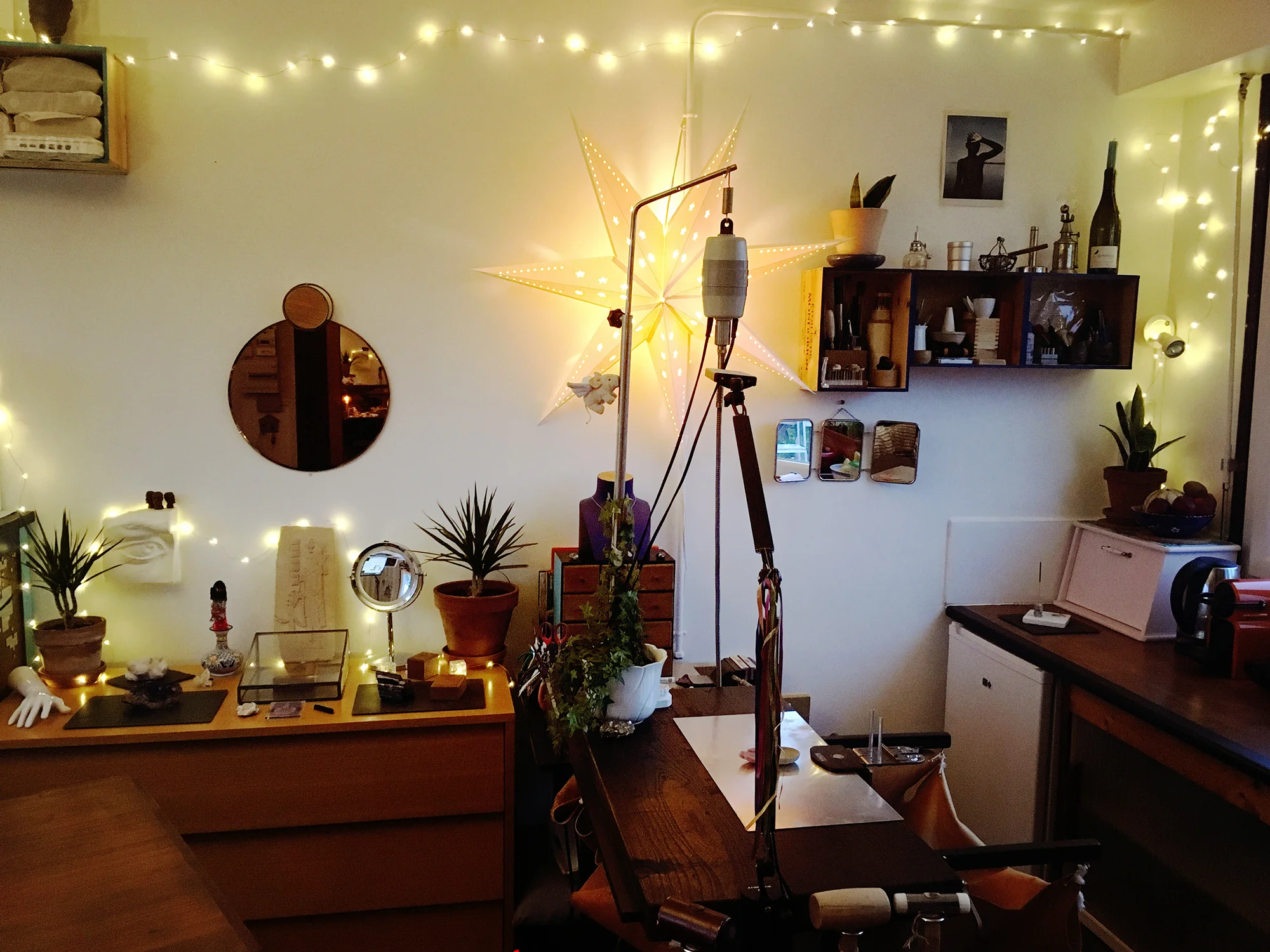 MOCOIA_Atelier_Nighttime_sm.jpg