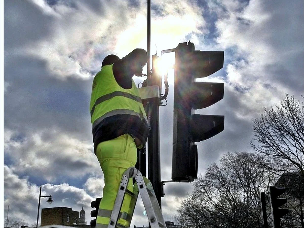 NOW Wireless kit mounted on a signal pole during a Transport for London installation.