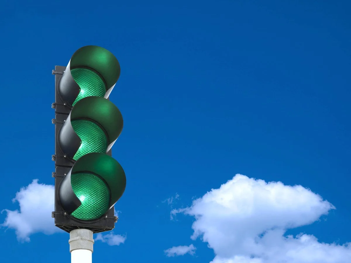 Green traffic signal