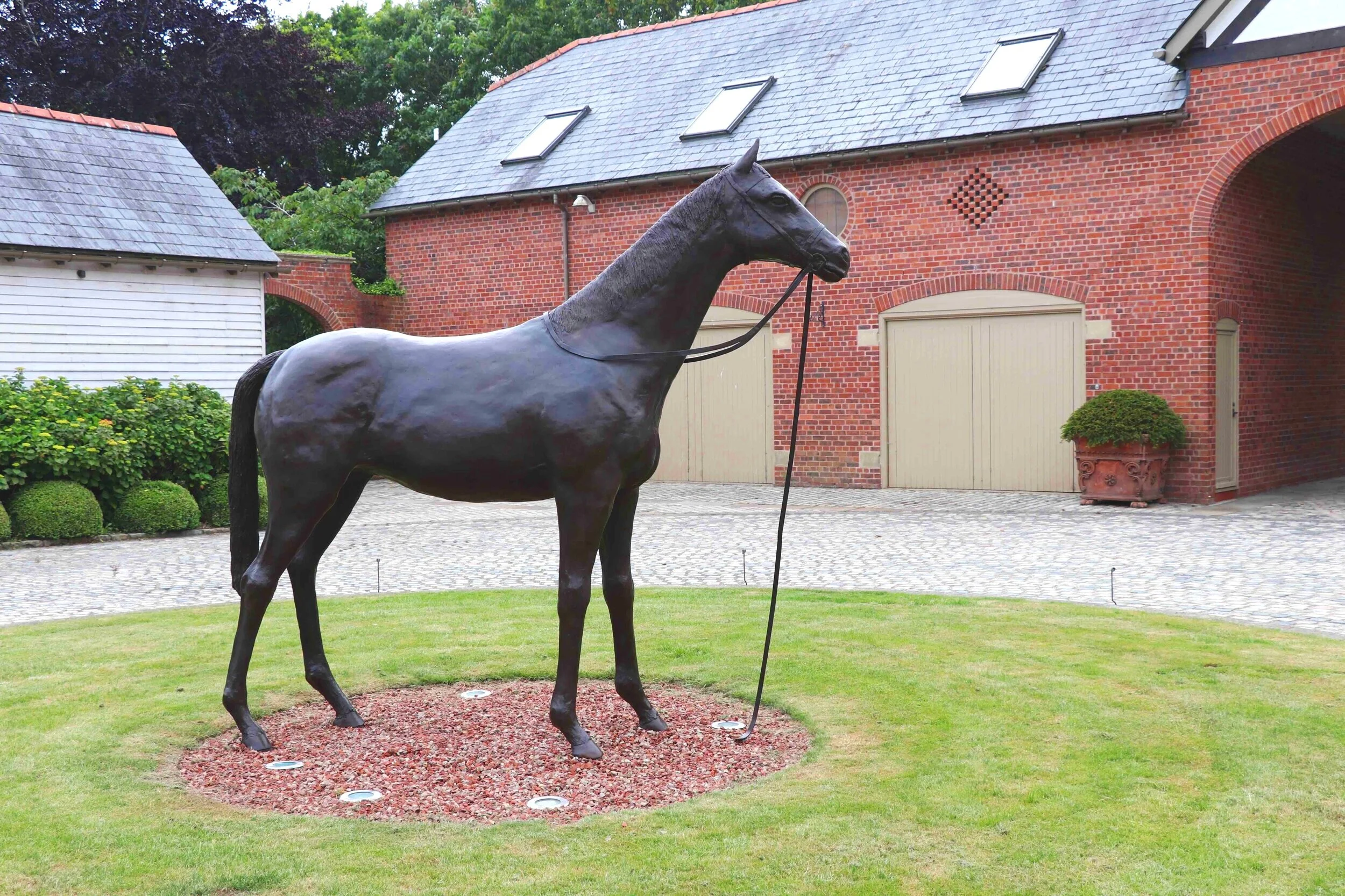 Life Size Horse Standing 