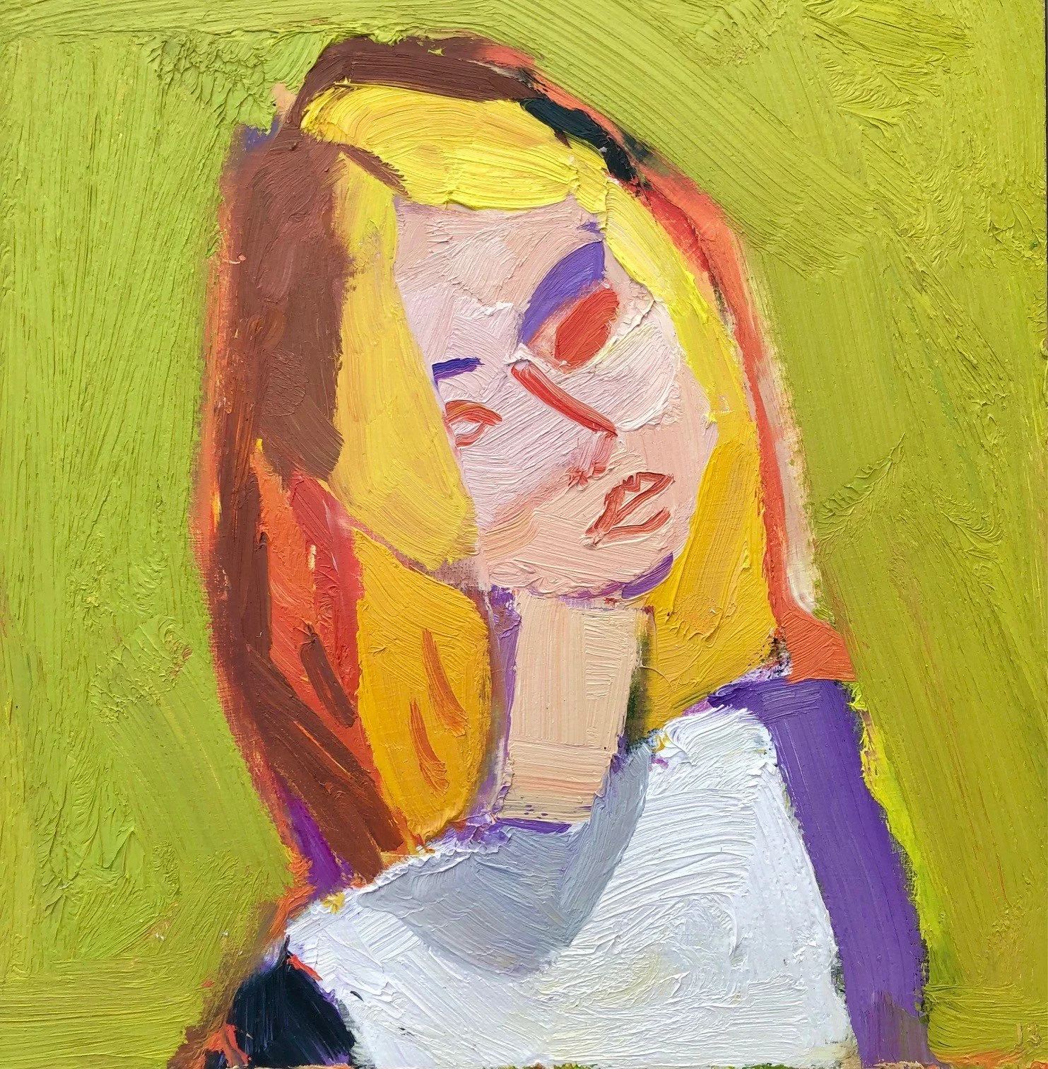 Chloe Head On