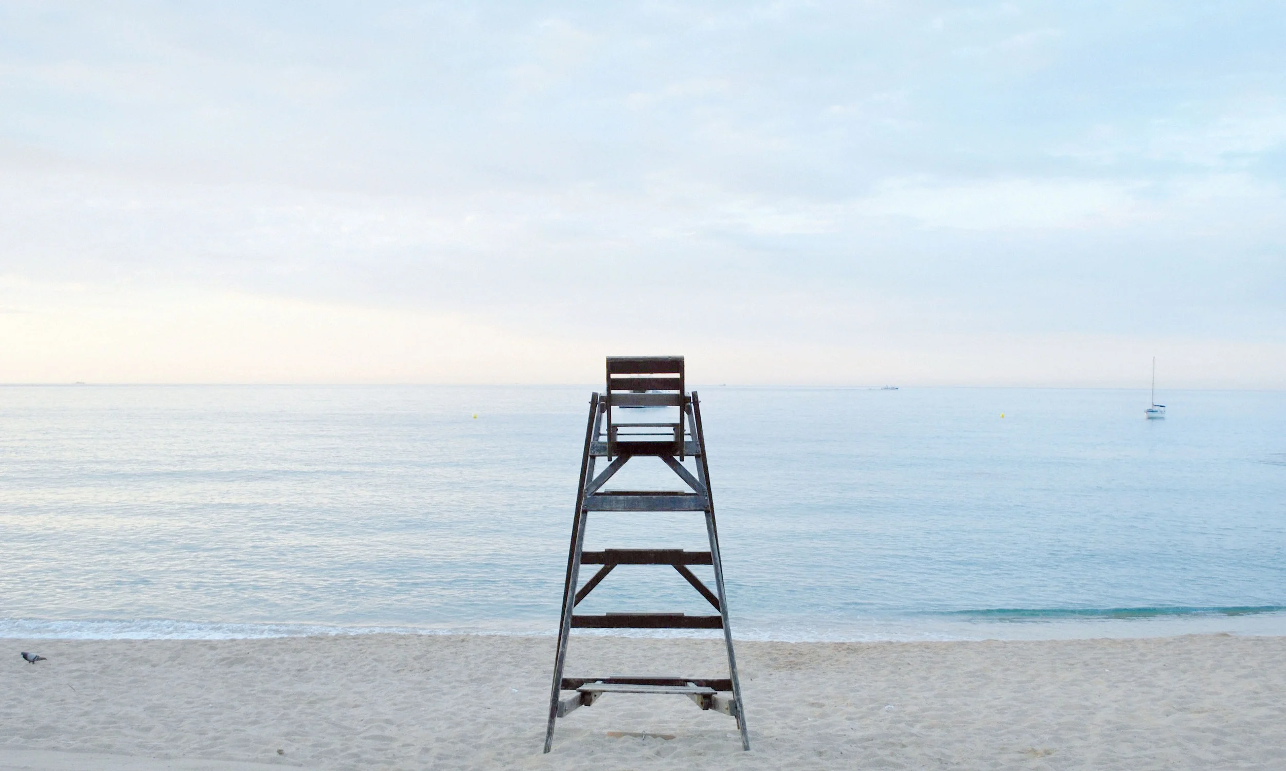 26 Recruitment. beach-chair-coast-131699.jpg