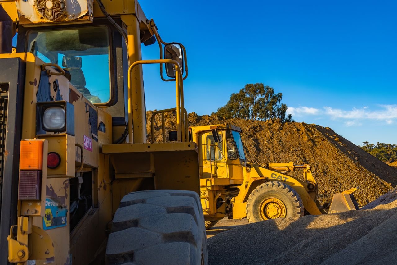 Financing Used and Refurbished Heavy Equipment: What Lenders Look For and How to Get Approved