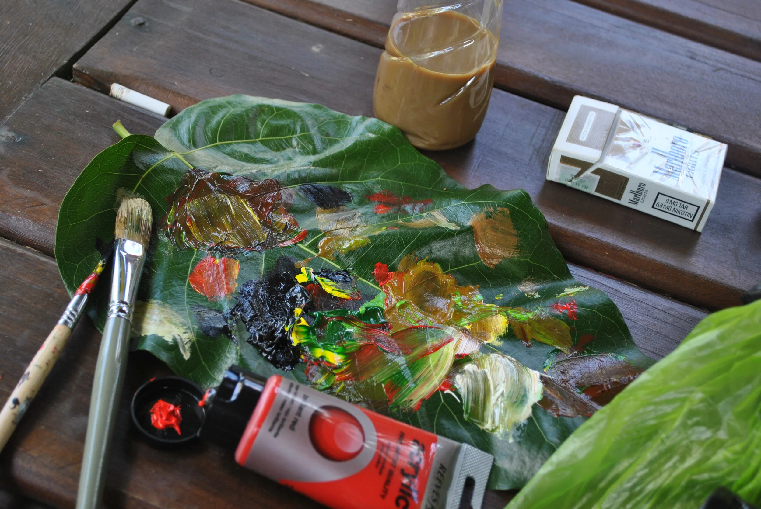 PAINTING IN THE GARDENS OF ARMA MUSEUM – BALI, INDONESIA