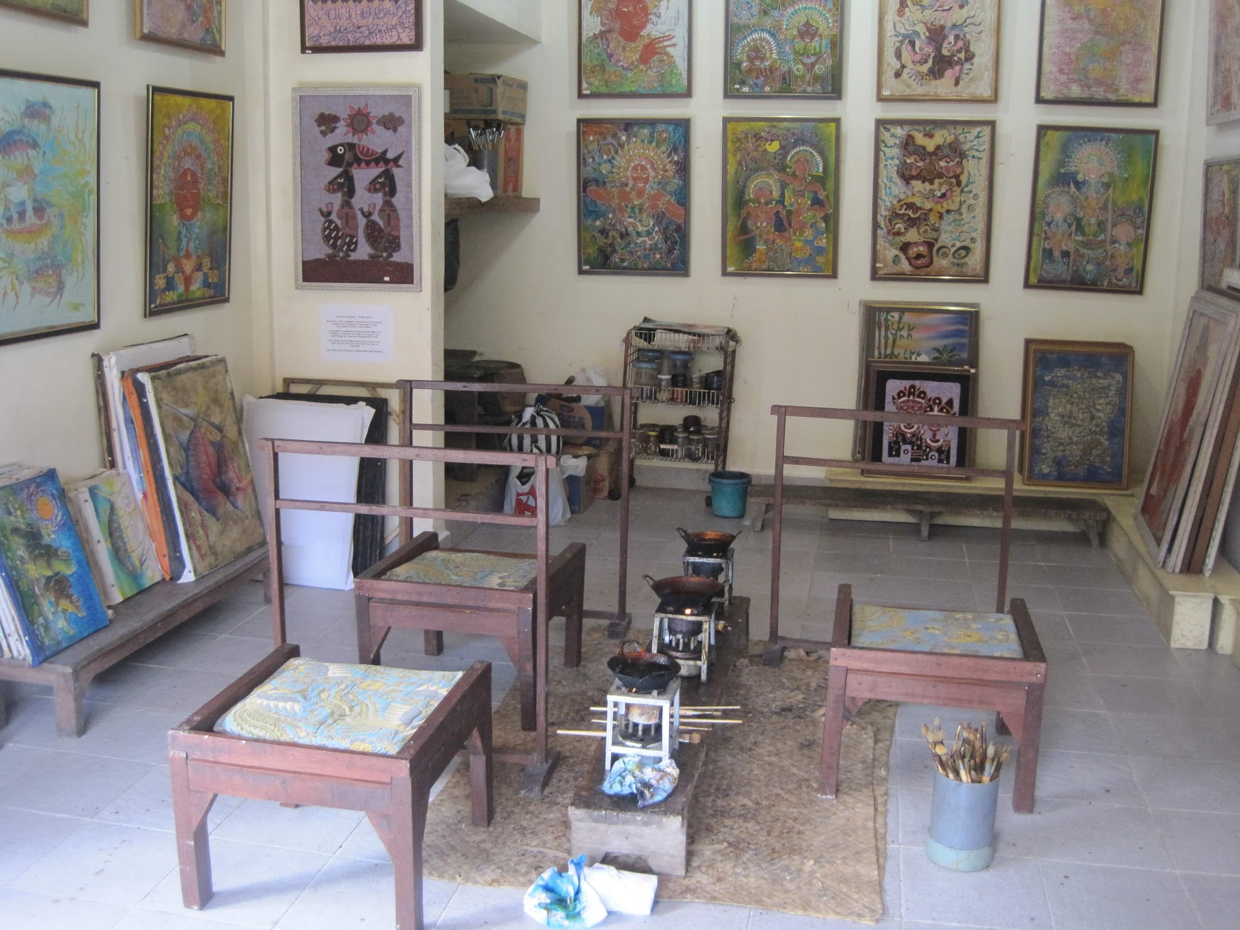 BATIK ARTISTS AND AN ART PURCHASE – YOGJAKARTA, INDONESIA