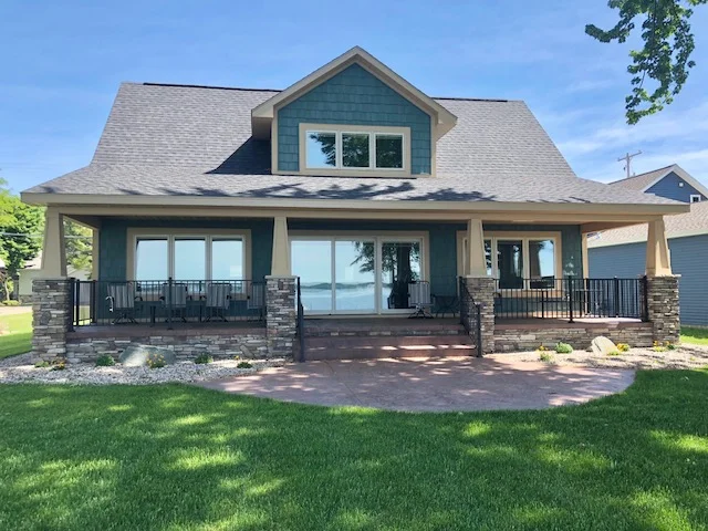1205 Home: Back View