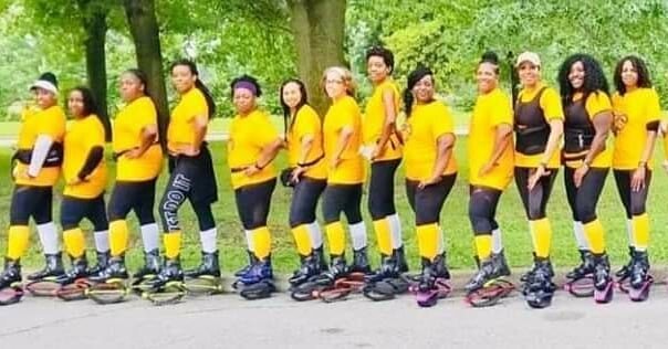LAST YEAR SICKLE CELL WALK/RUN AROUND THIS TIME😍!!
WE HAD A BLAST!! Thanks again Annette Johnson for another AMAZING opportunity to warm up crowd and be involved with this awesome event!!
#SickleCellAwareness #servingourcommunity #givingback #sister