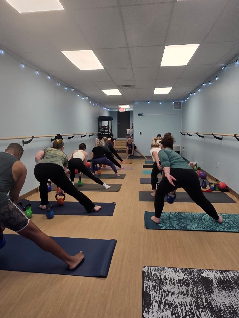 First classes today at Studio 2! 

It was wonderful. I feel a sense of peace and joy. This community is the BEST. 

Join us @hellosunshineyoga_ 

Love you, 
Hollie J. 
@holliesunshineyoga 

#hellosunshineyoga #cincinnatiyoga #cincyfitness #yoga #barr