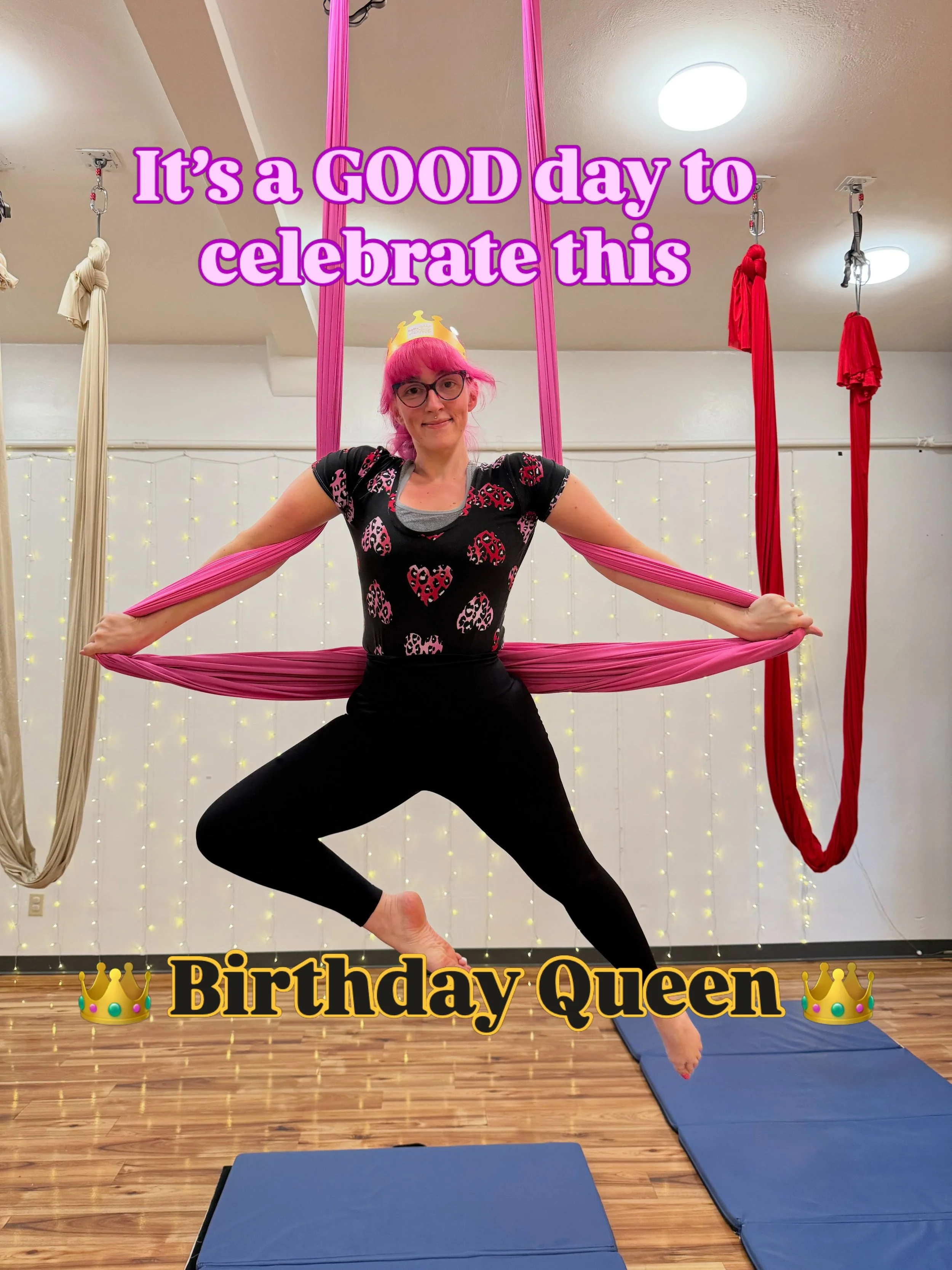 Birthdays are something to celebrate here at Hello Sunshine Yoga. 
👑🎂🎉🎈🥳

#hellosunshineyoga