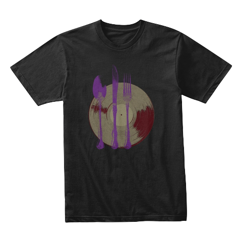 Tee_Black_Front-correct.png