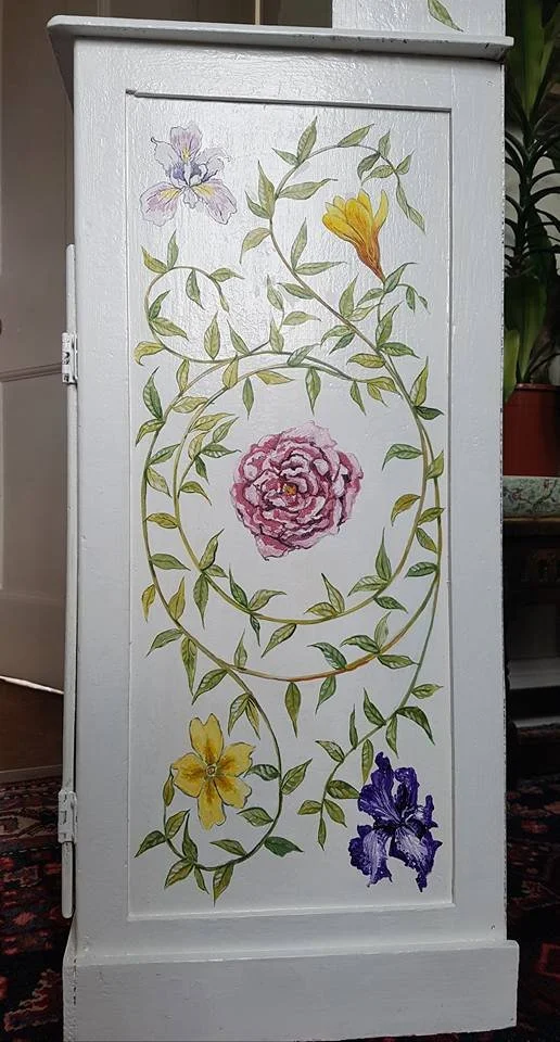 bookcase 1 panel.jpg