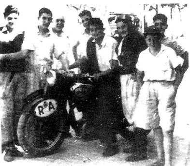 con-la-motocicleta.jpg