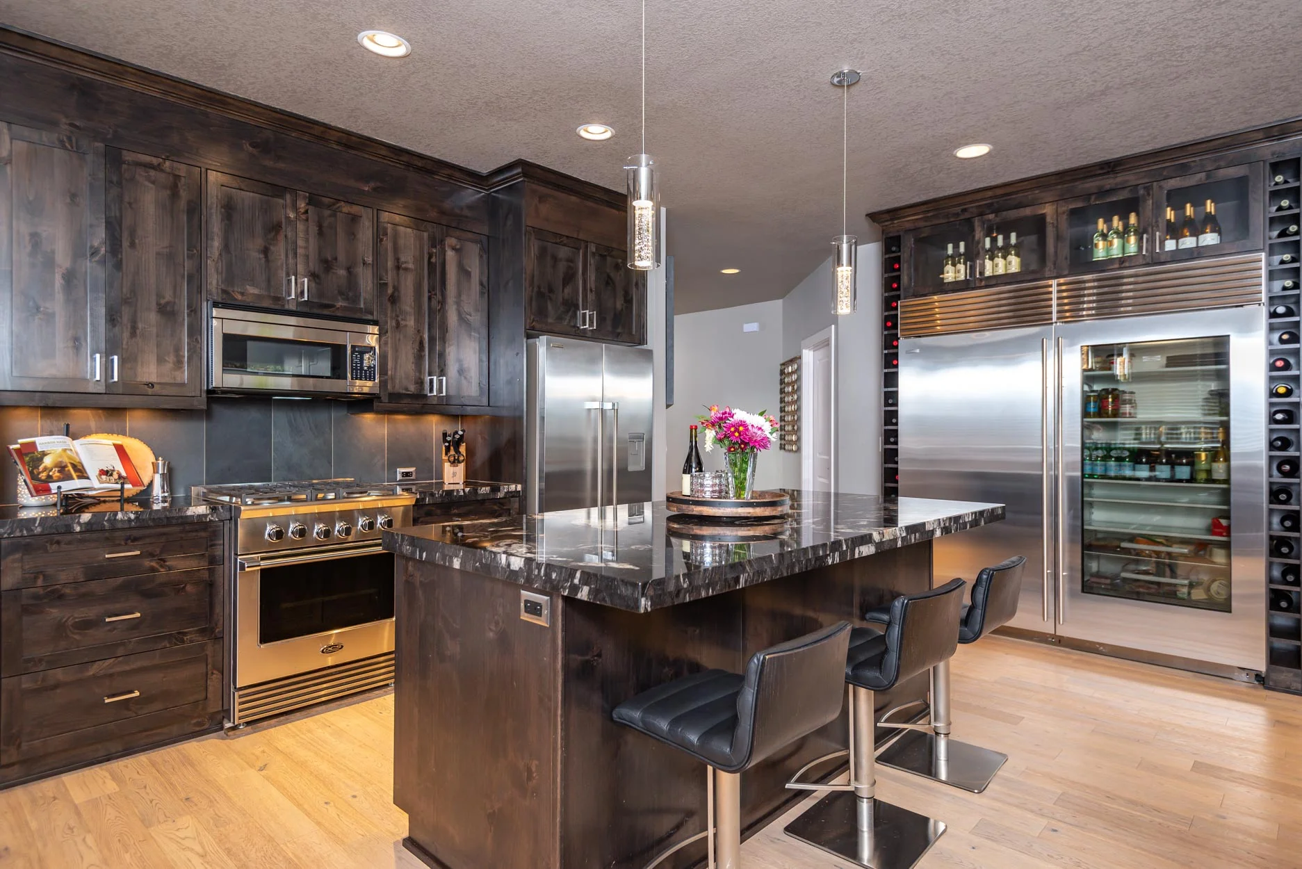Gecho_Homes_Janssen_Ridge_Kitchen-Amenities.jpg
