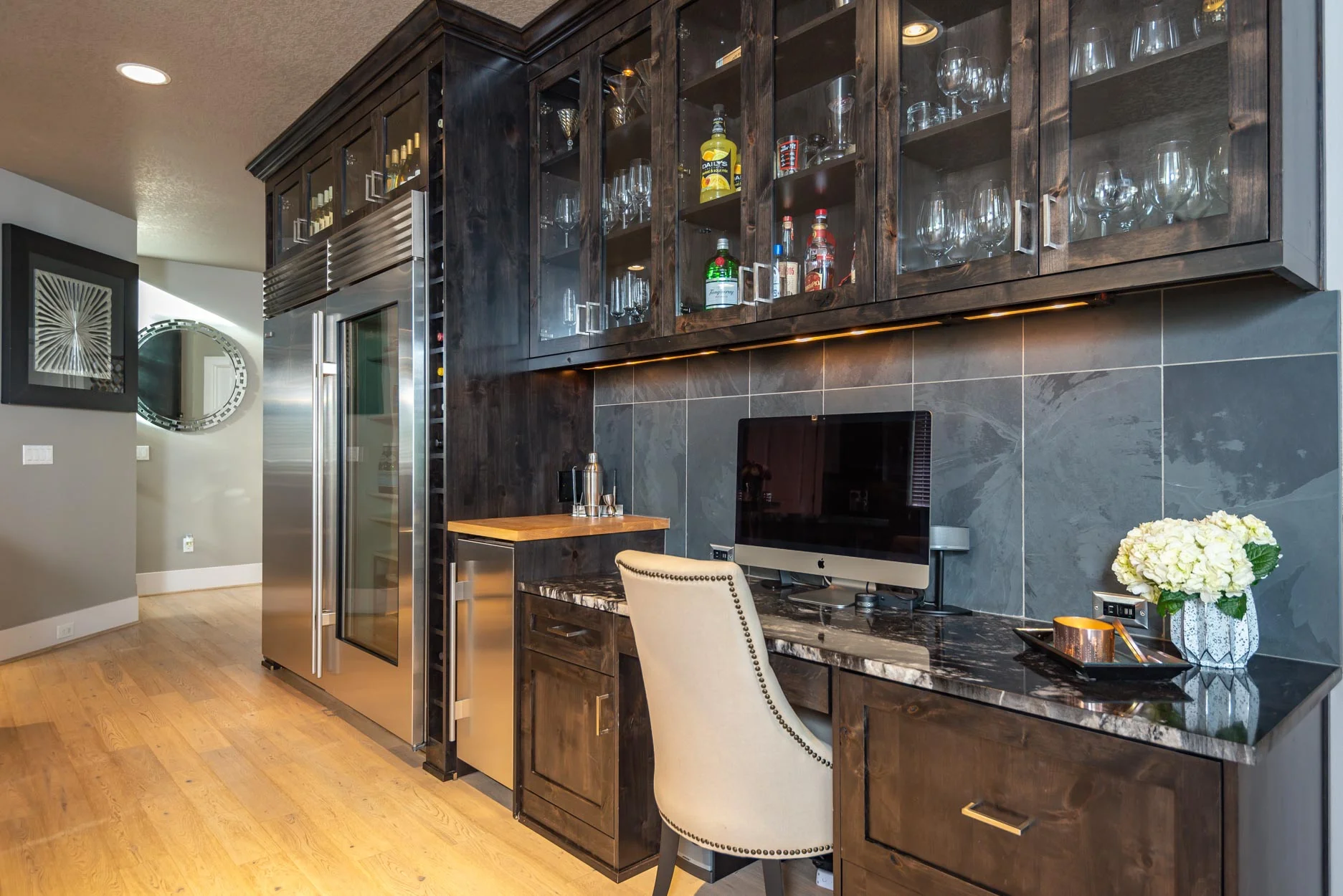 Gecho_Homes_Janssen_Ridge_Menu_Desk.jpg