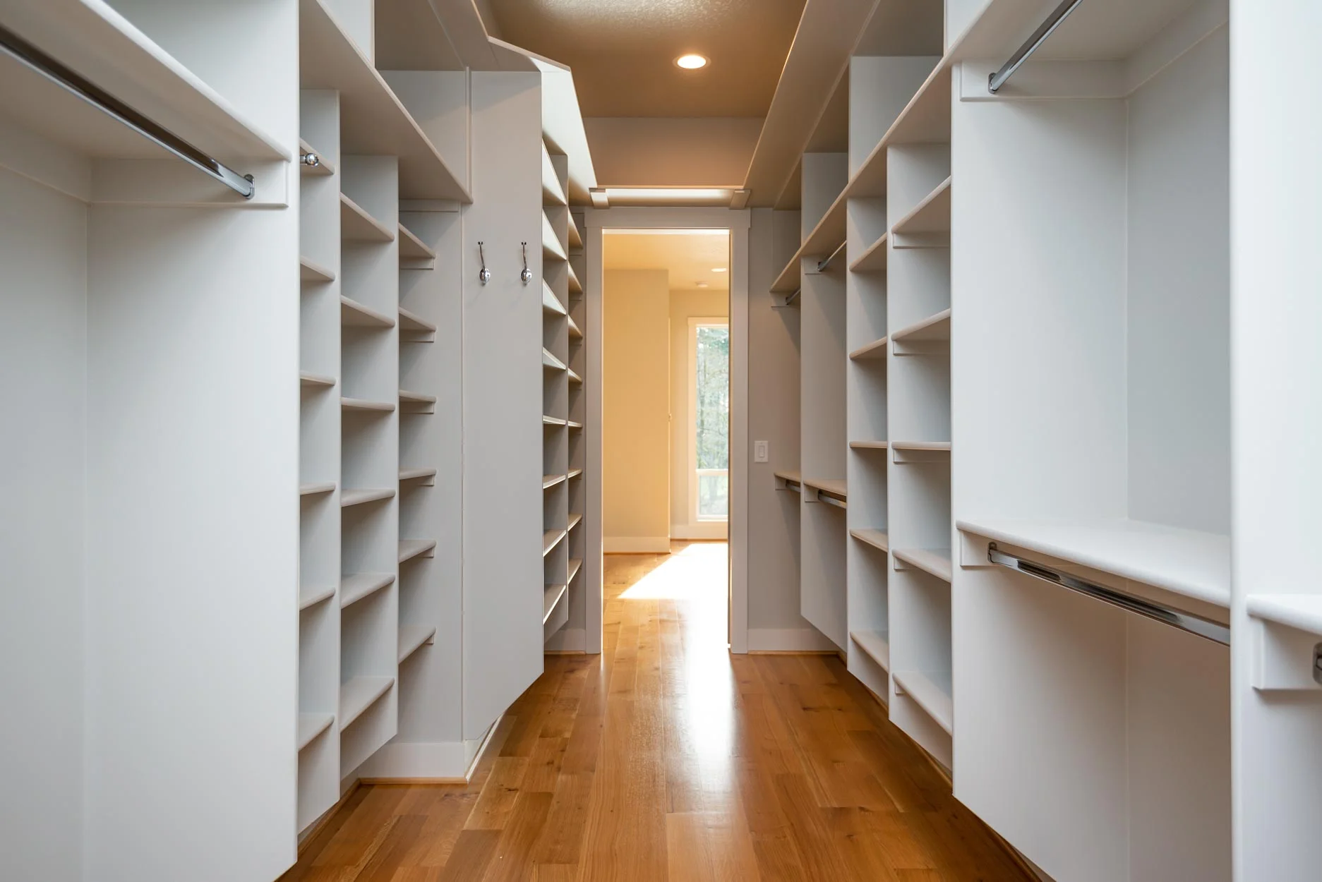 Gecho-Homes-Custom-Closet.jpg