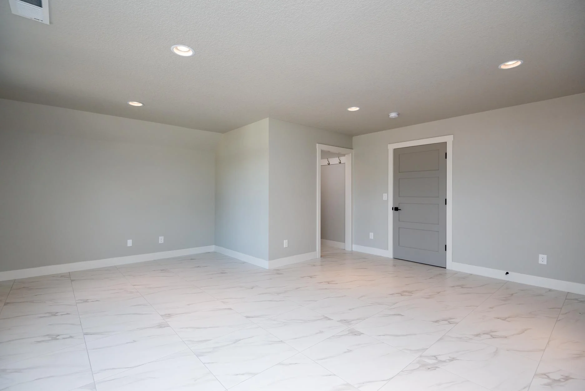 Gecho-Homes-Washougal-Stone-Floor.jpg