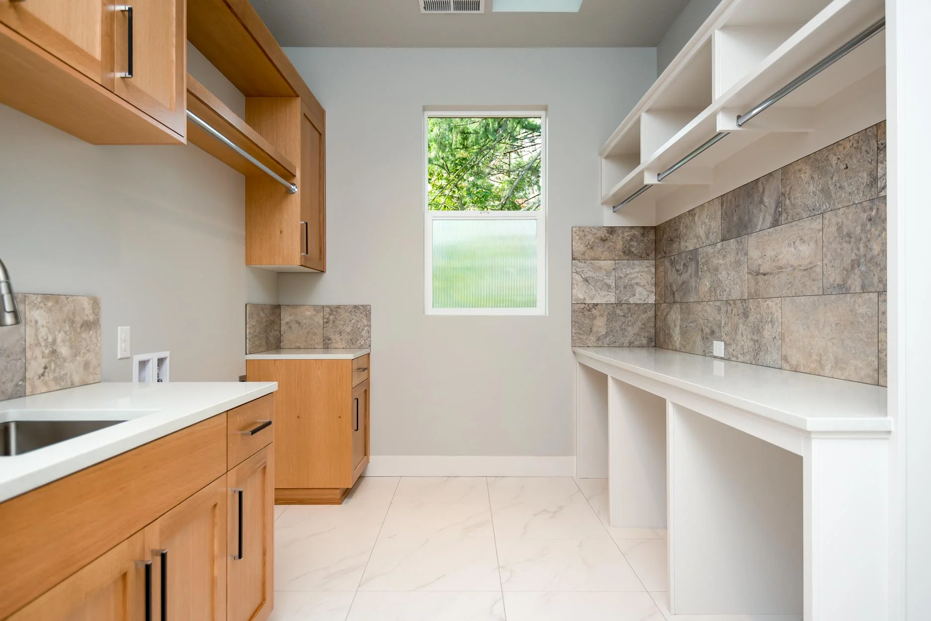 Gecho-Homes-Washougal-Laundry-Full.jpg