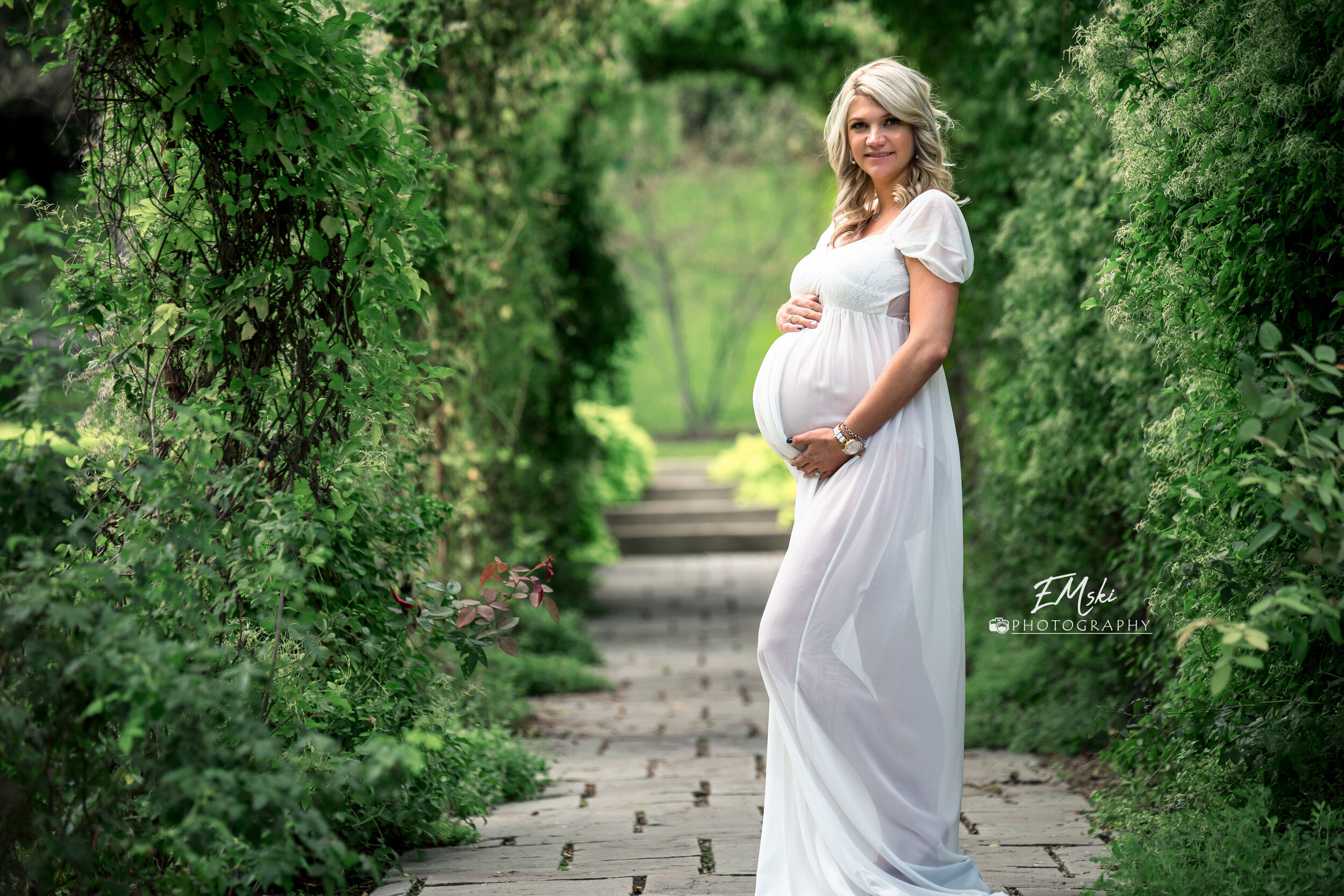 Maternity Photography, Family Photography in Algonquin, Lake in the Hills IL