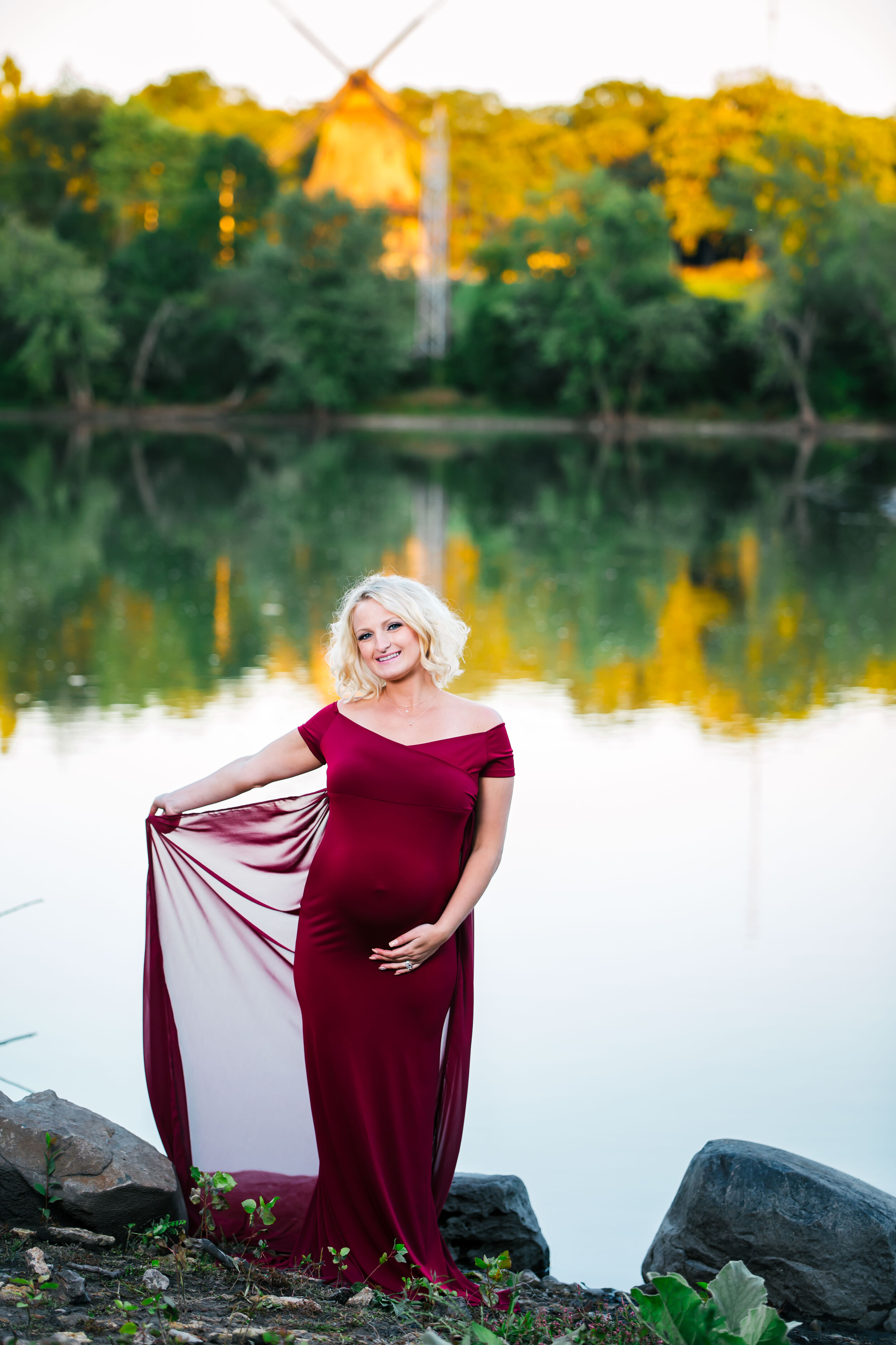Maternity  Photography | Pregnancy Photography | Algonquin IL | Lake in the Hills Il | Fabyan Forest Preserve 