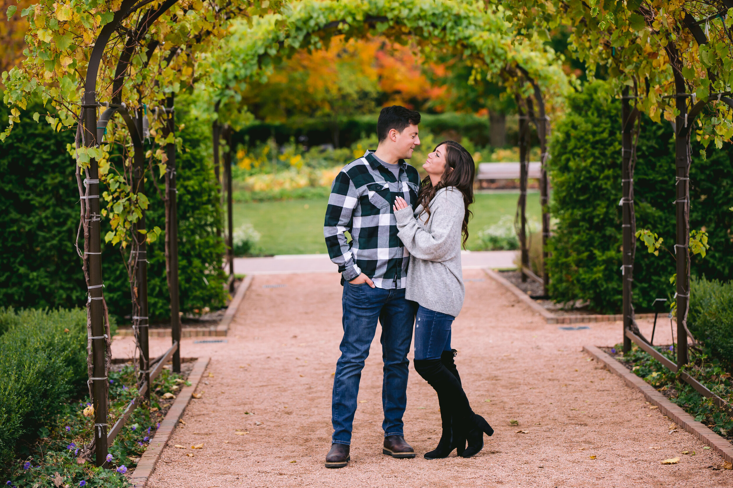 Autumn Engagement Session at Cantigny Park in Wheaton IL
