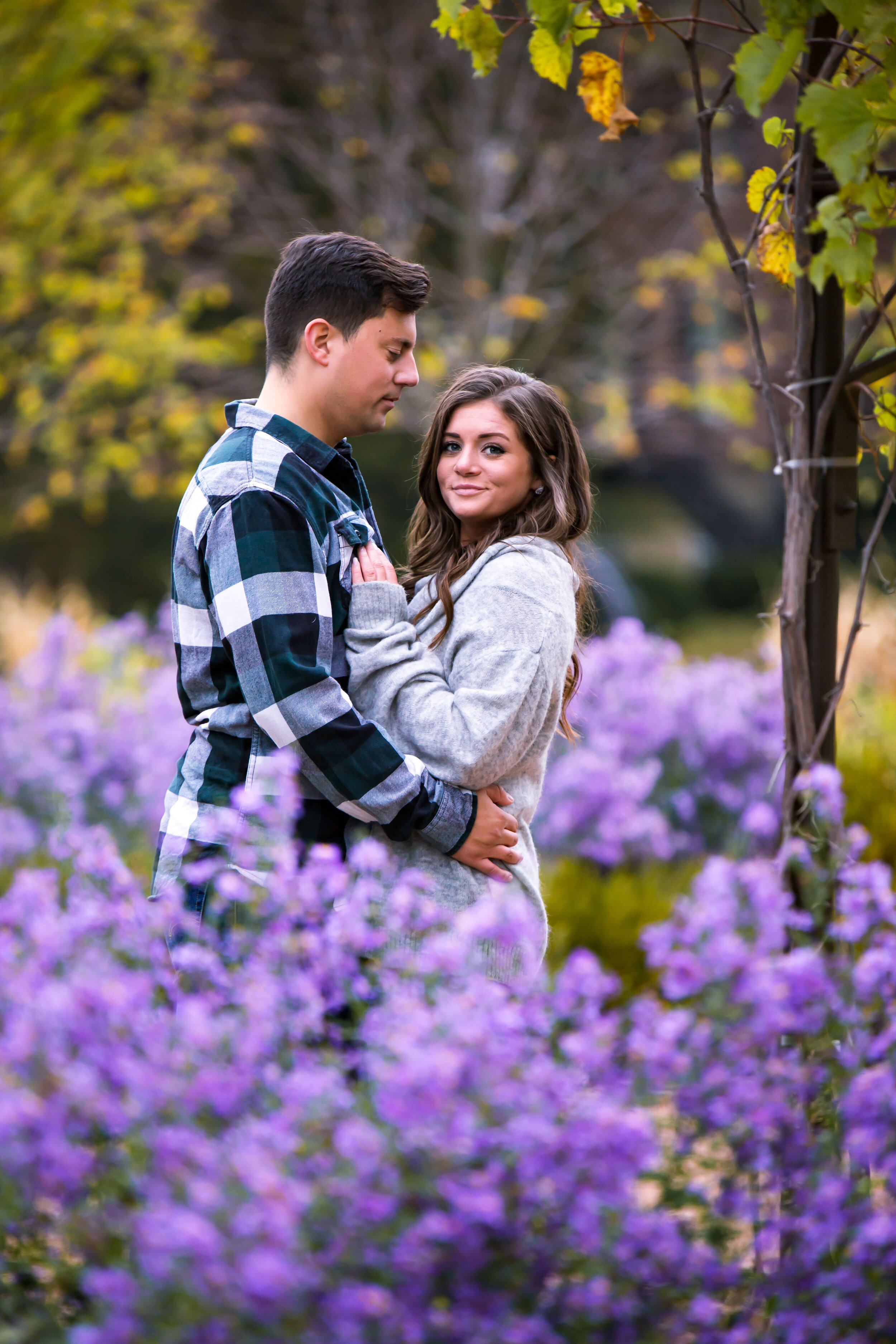 Best Engagement Photography Locations in Autumn - Cantigny Park in Wheaton IL.