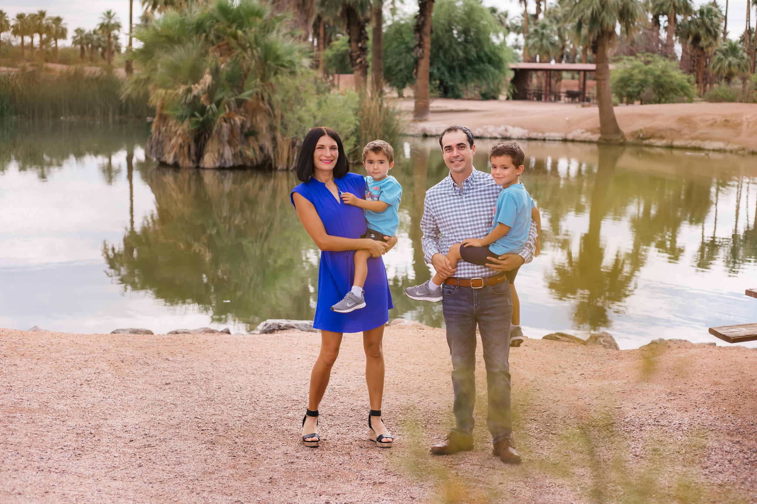 Family Photographer in Scottsdale Arizona 