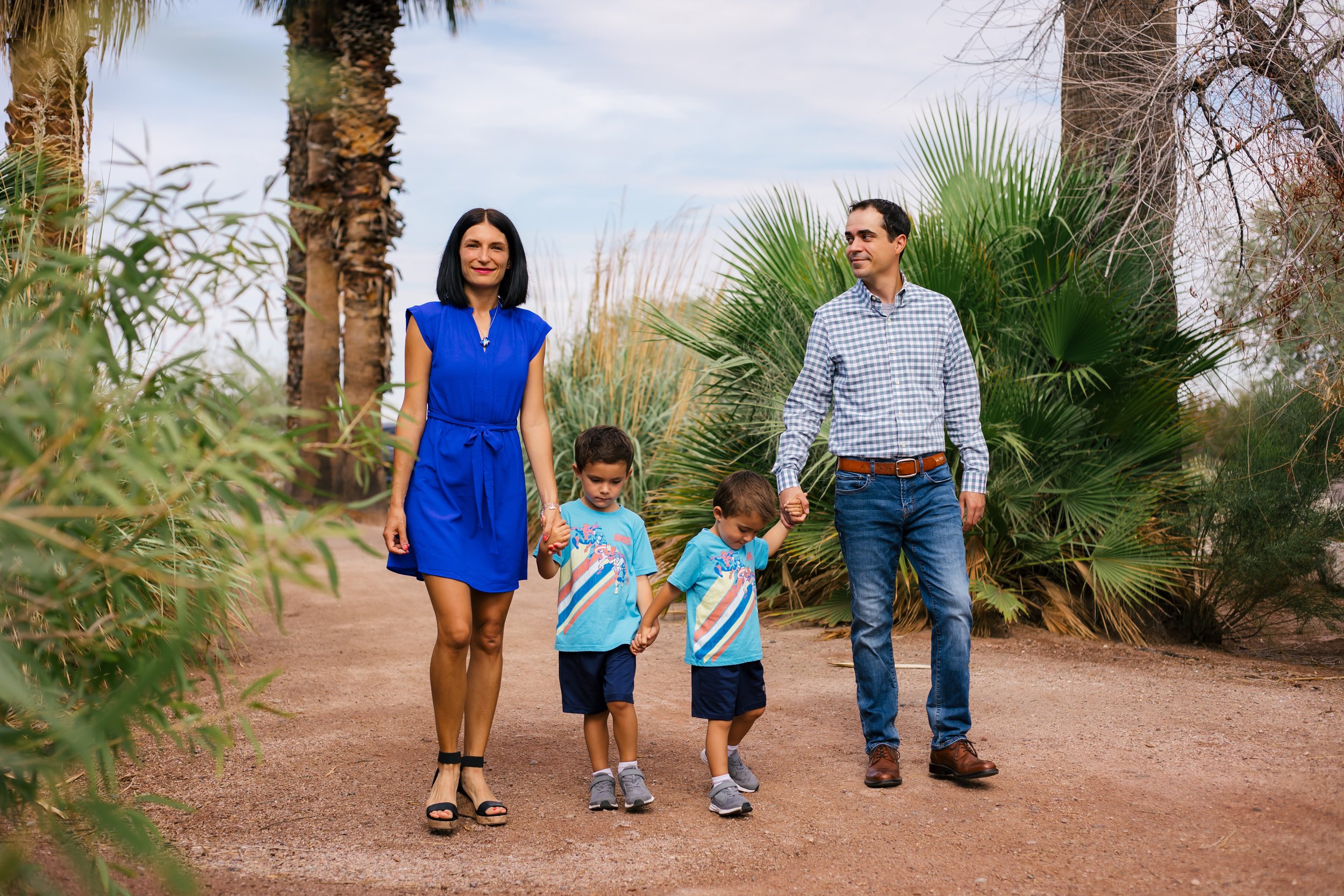 Family of four - Summer Photoshoot at Papago Park