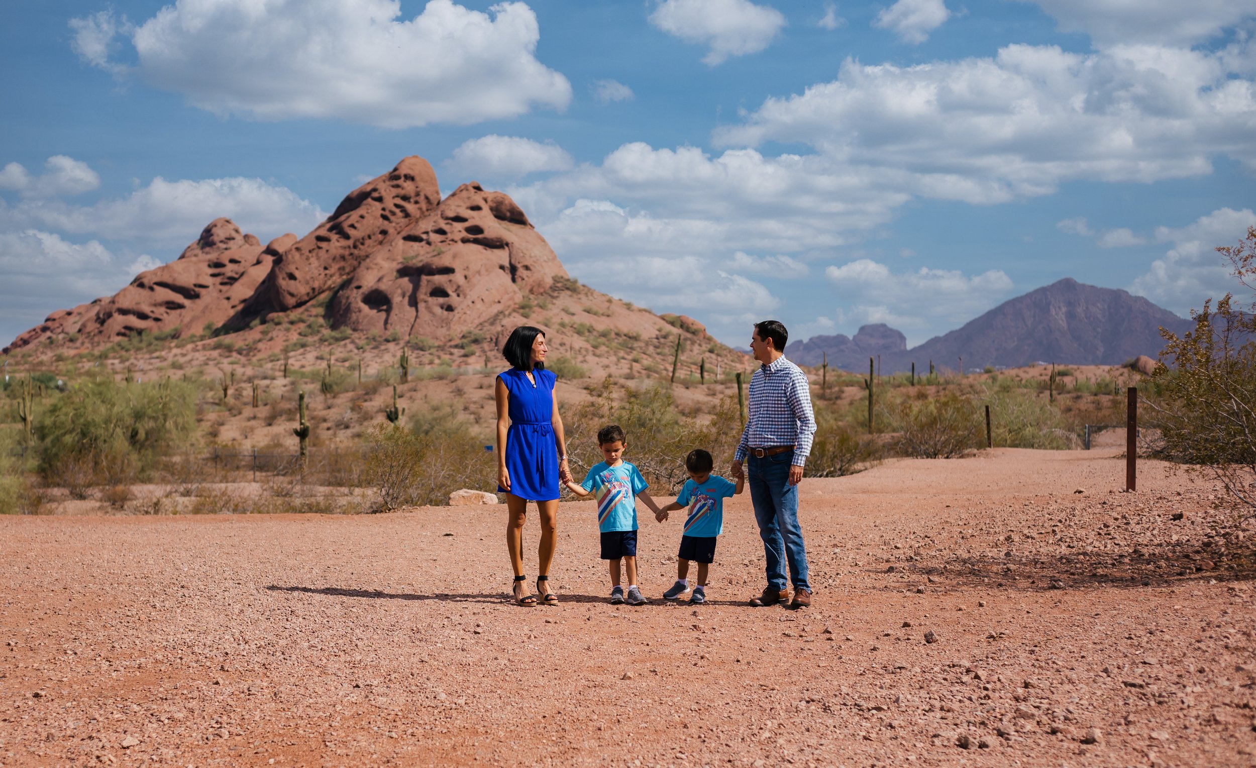 Hot Summer Family Photoshoot in Phoenix Arizona