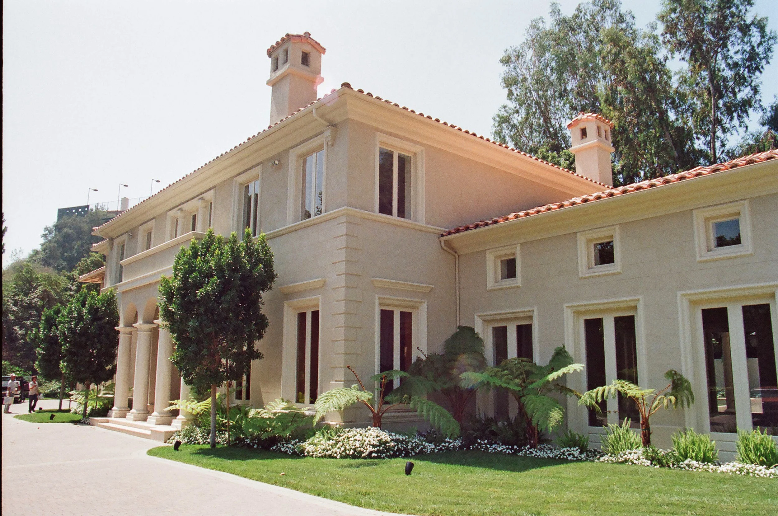 CHALON-3 copy.jpg
